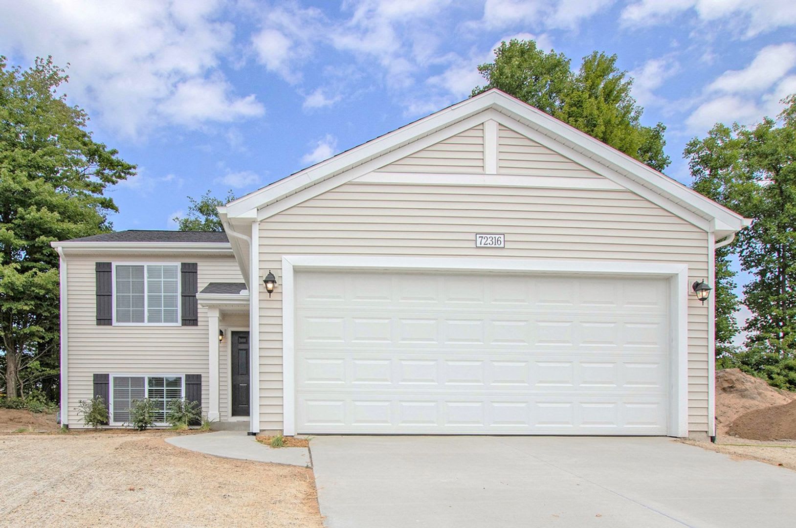 6873 Asher Trail – photo 1