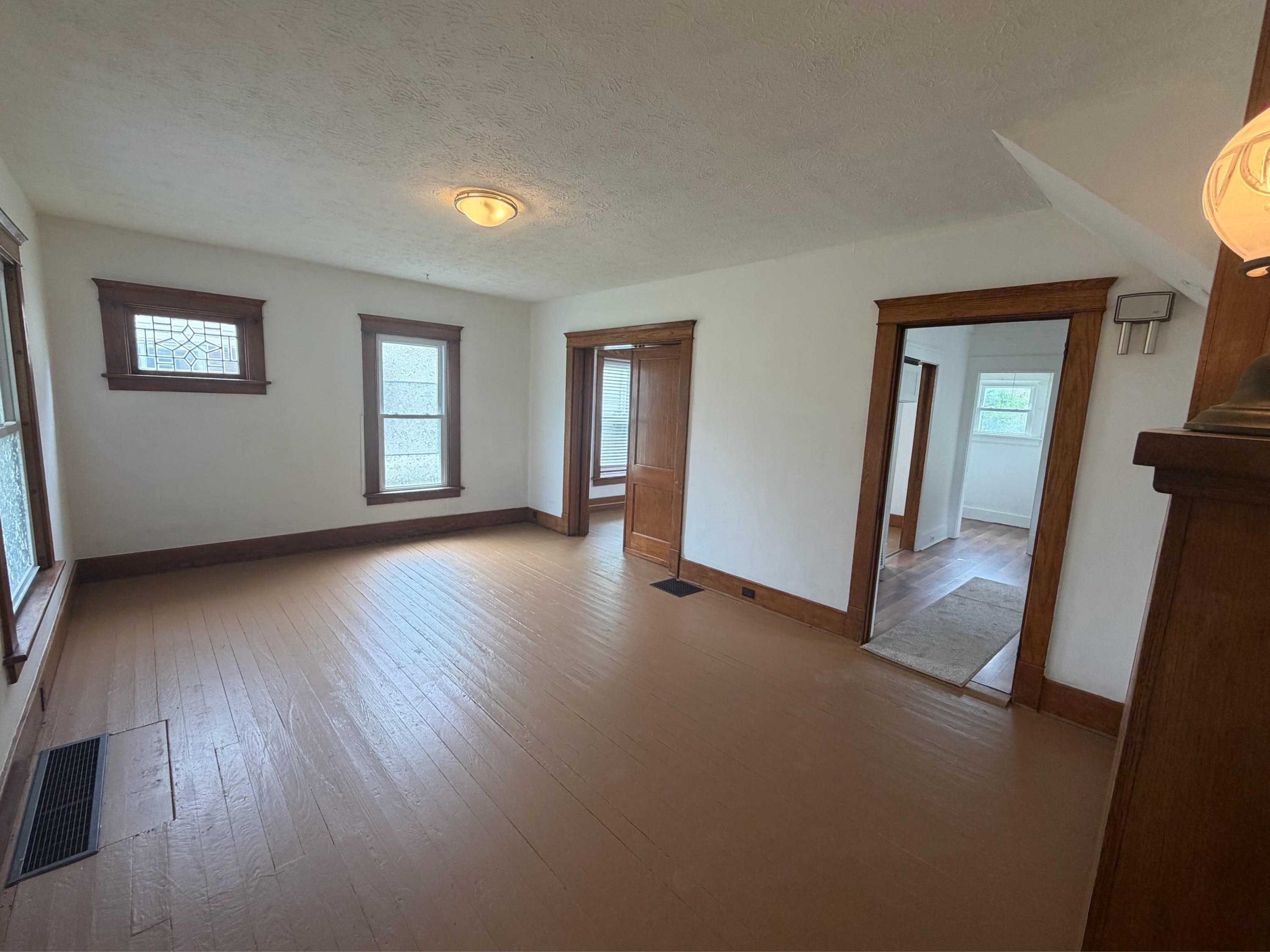 316 Bonnie Brae Avenue Southeast – photo 3