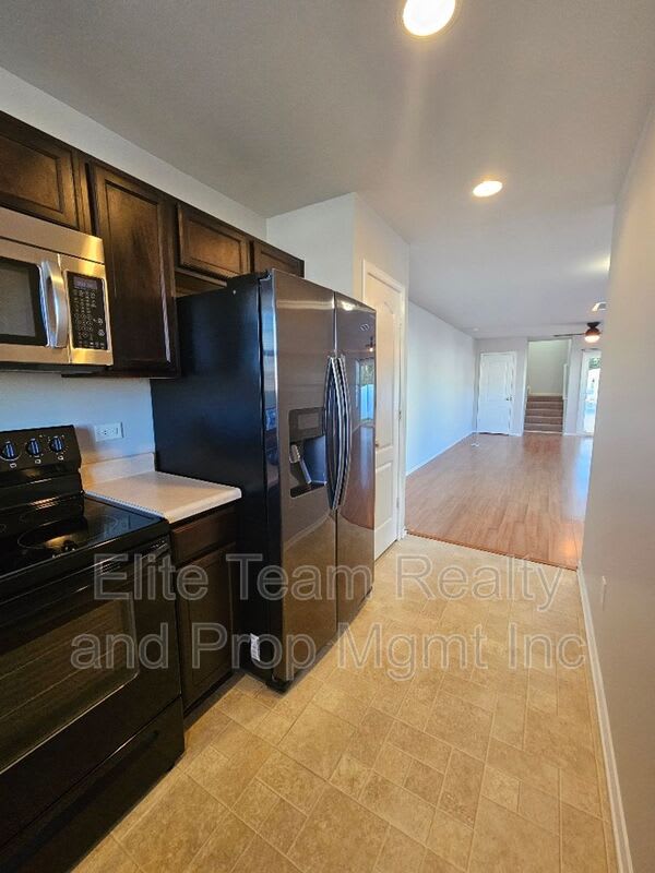 453 Hunters Dance Rd – photo 3