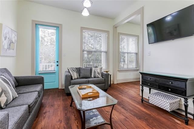 2211 LOUISIANA Avenue – photo 4