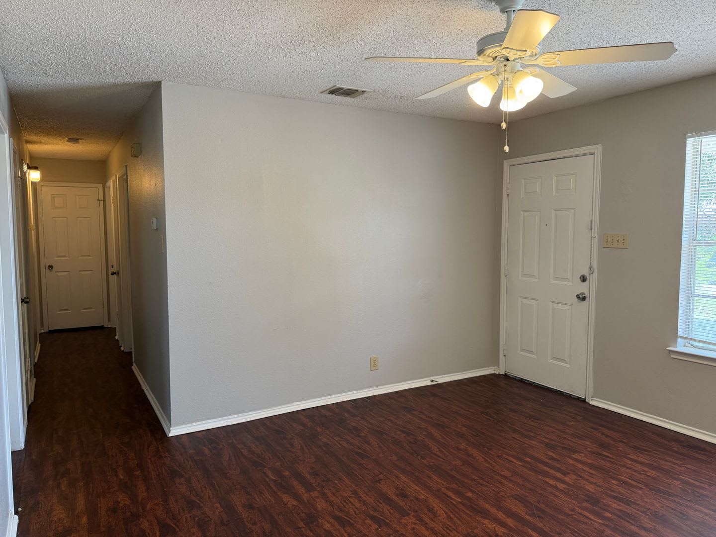 Single Story 3-Bedroom Home – photo 5