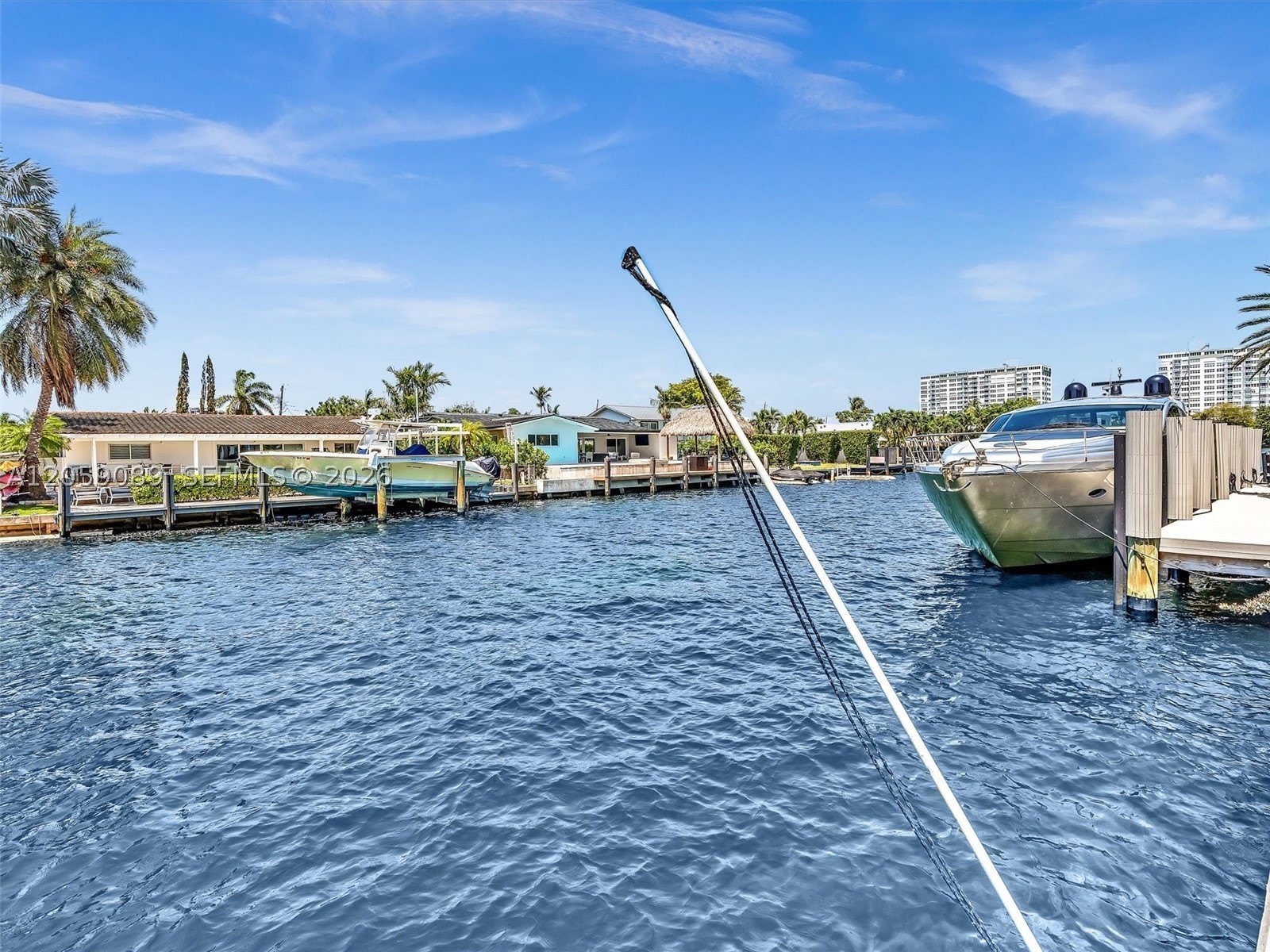 11900 N Bayshore Dr – photo 4