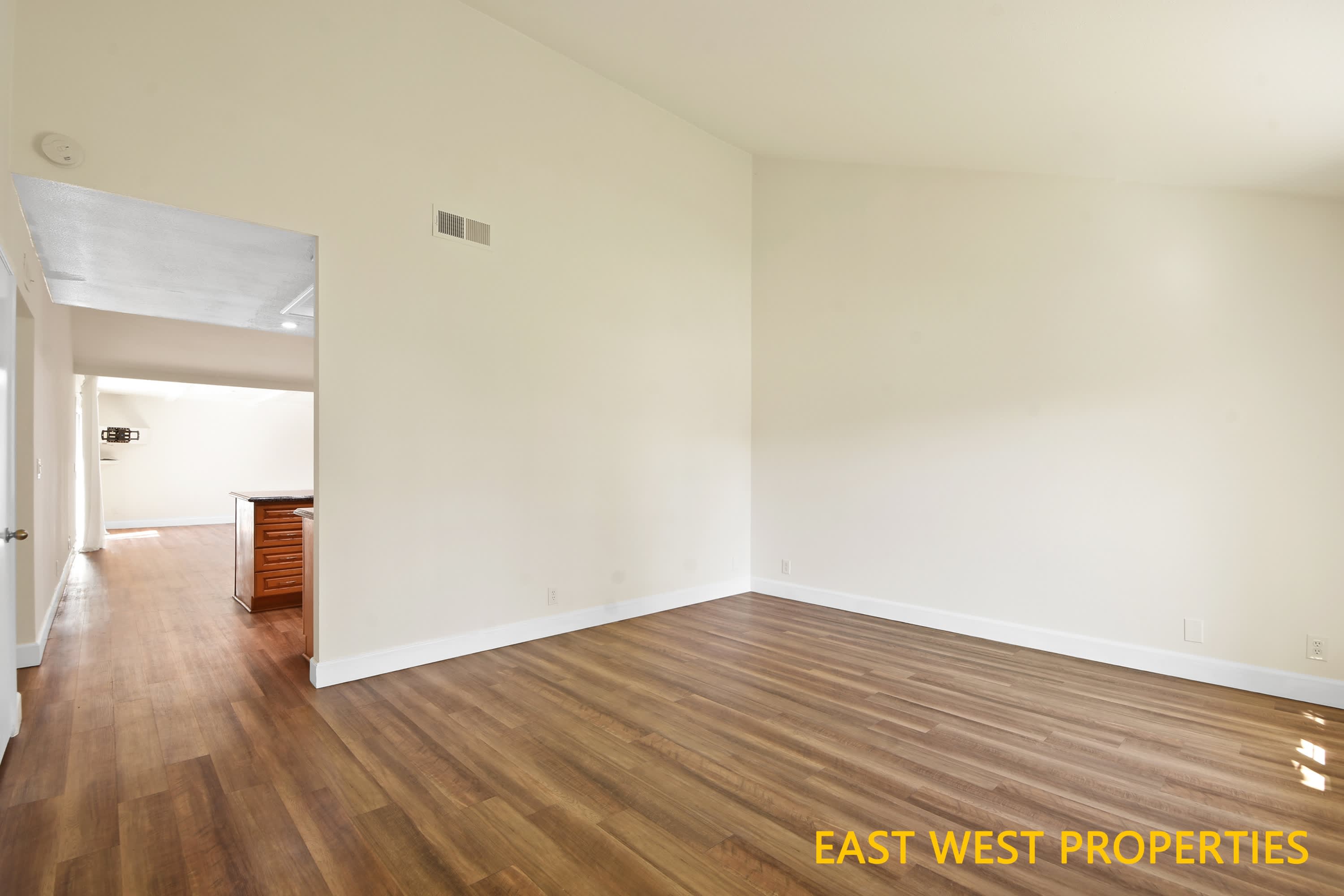 5012 Greencap Avenue – photo 5