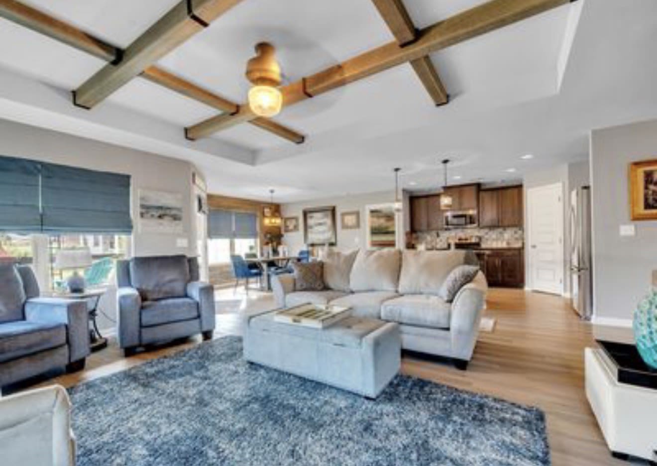 1120 Colonial Dr Sw – photo 2