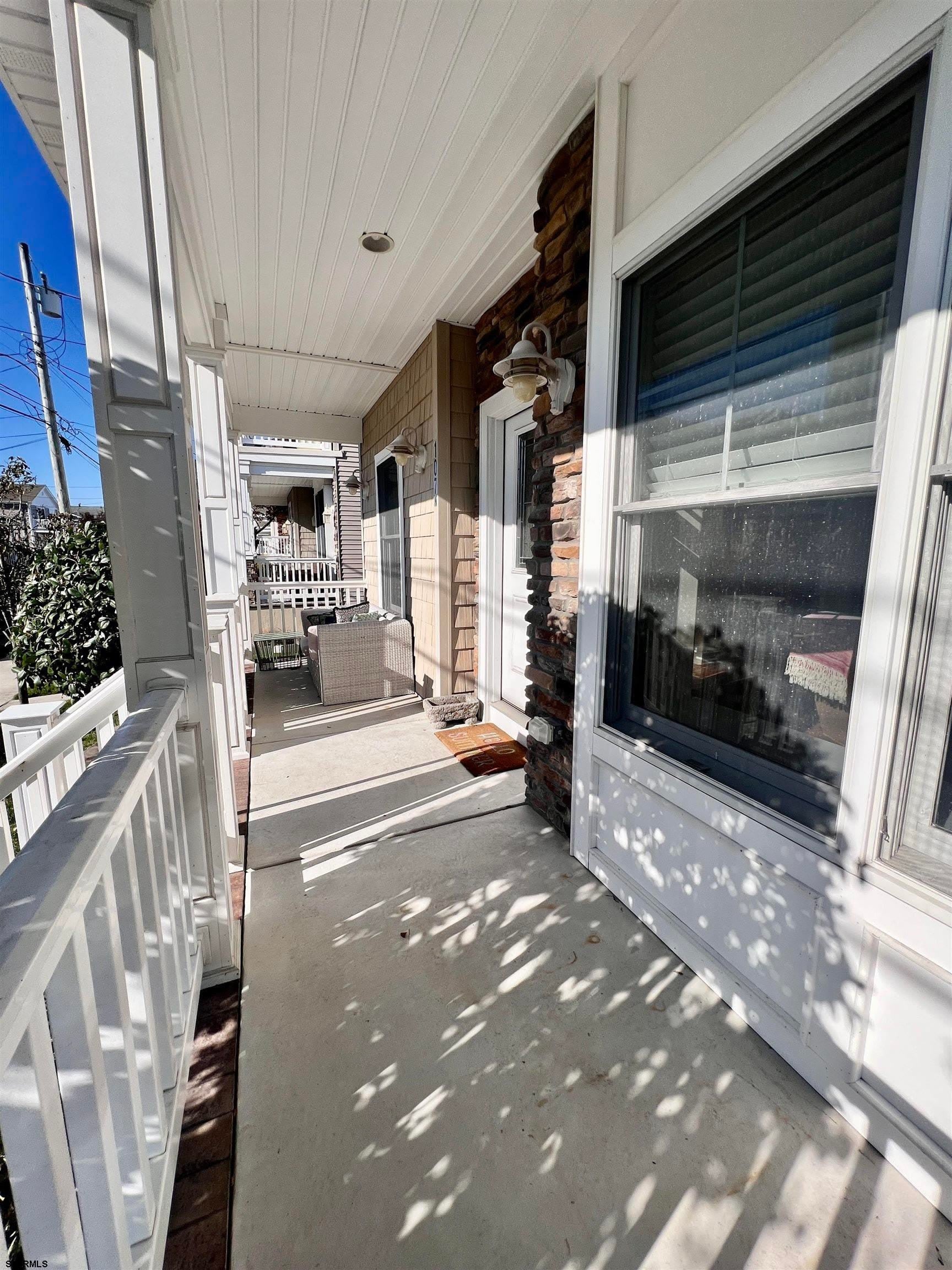 107 N Douglas Ave – photo 4