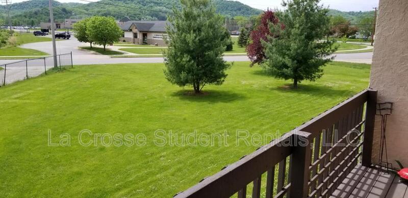 619 Welshire Drive – photo 2