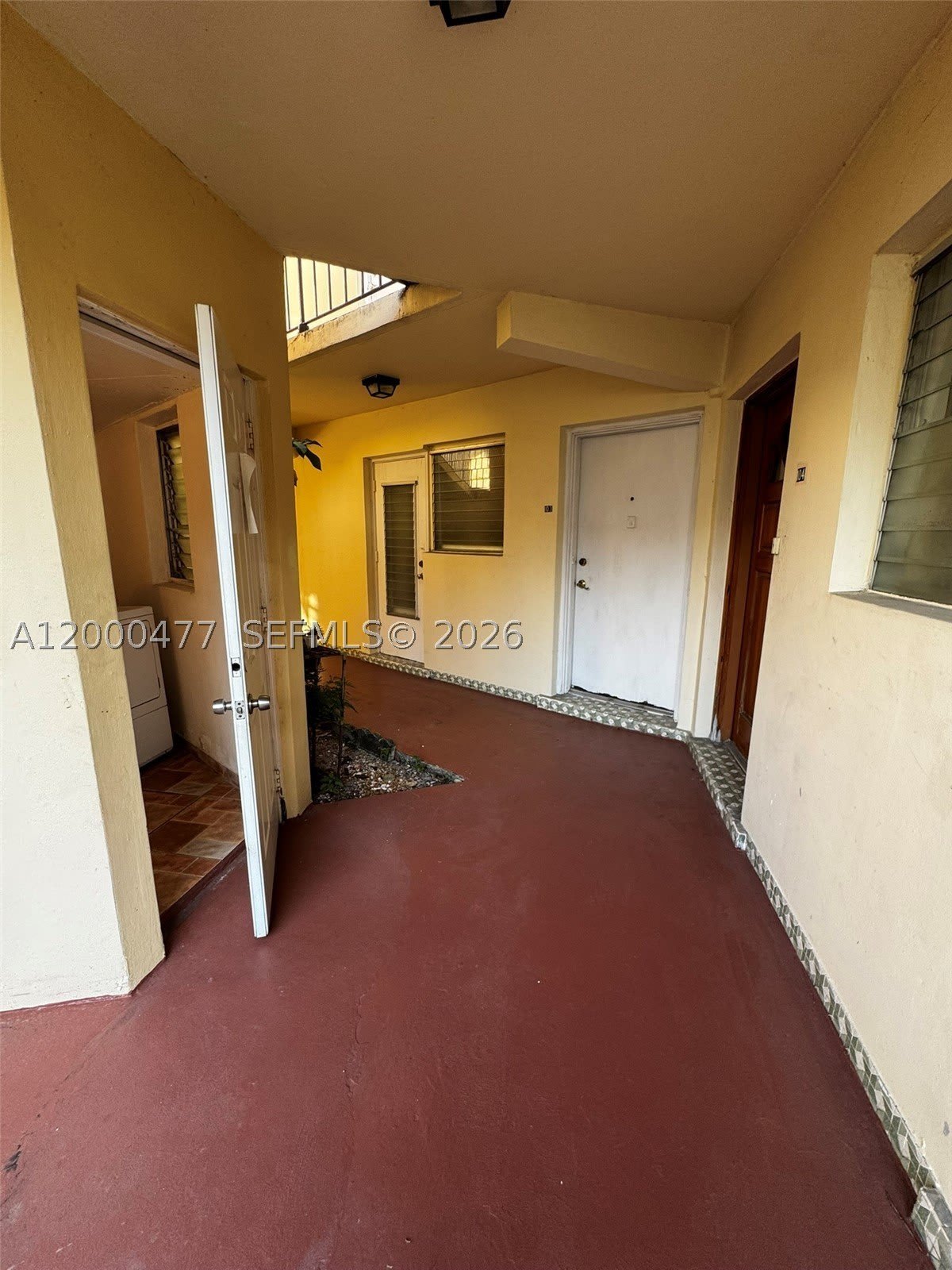 1601 NE Miami Gardens Dr – photo 4