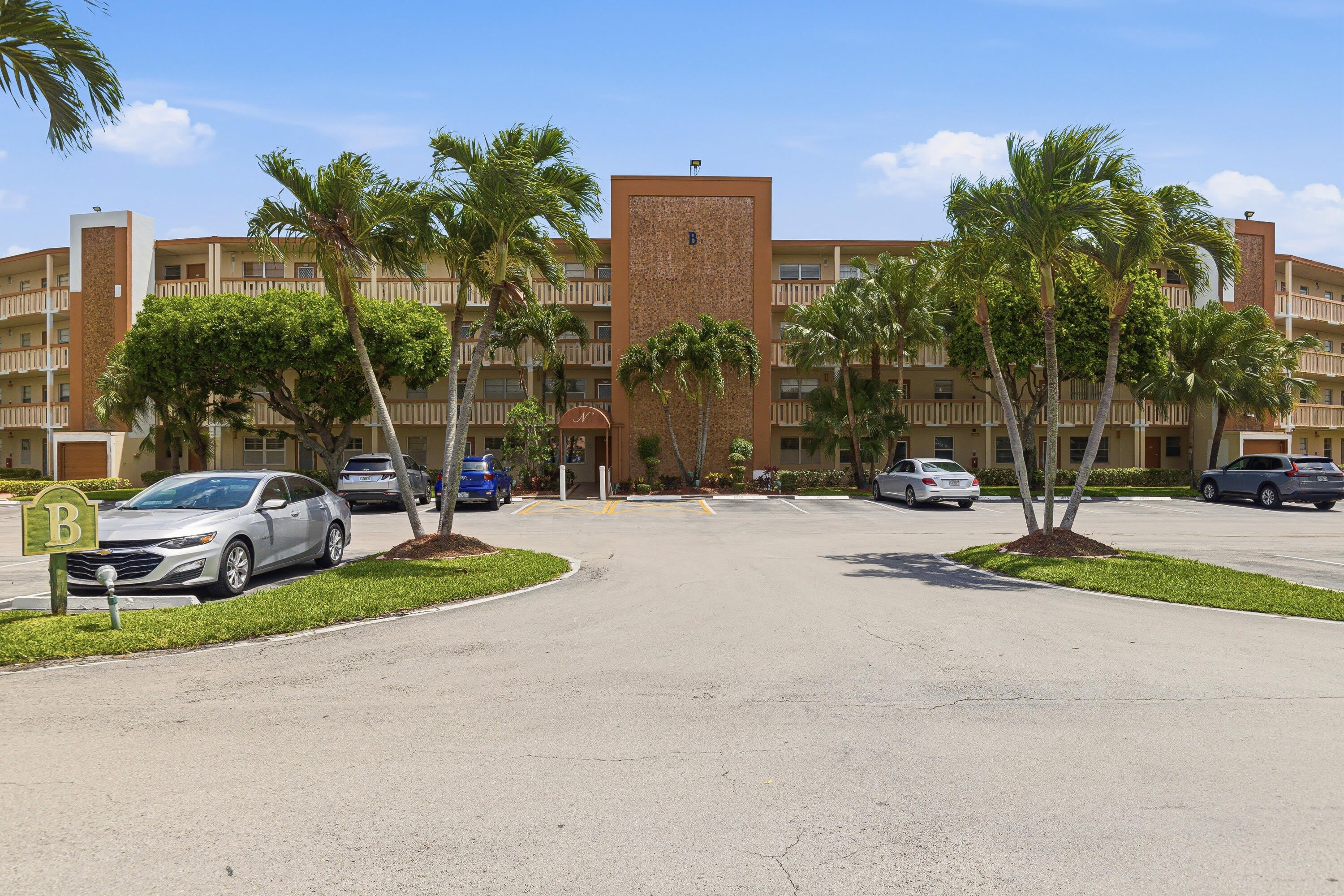 1025 Newcastle B – photo 2