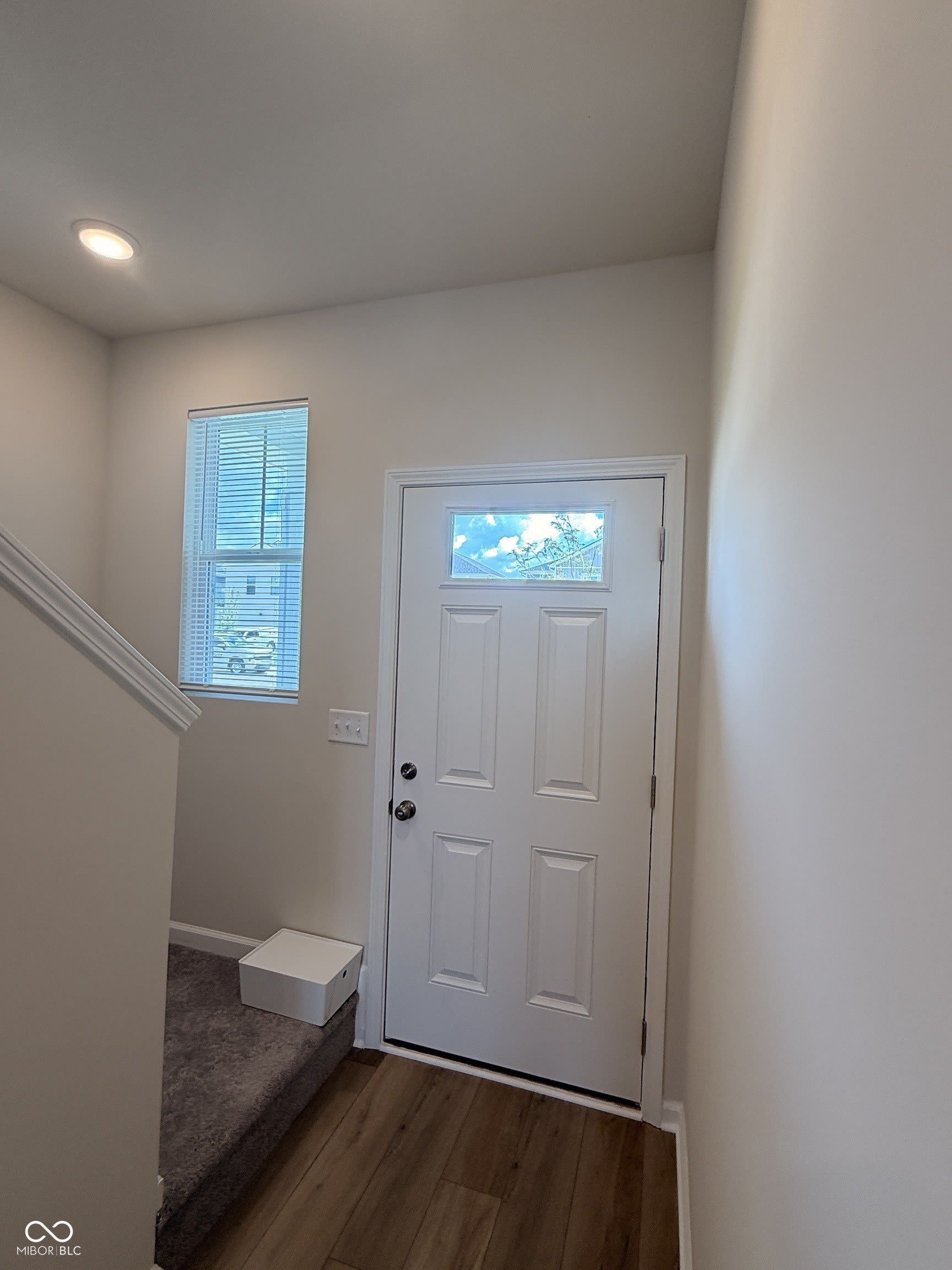 3828 Sterling Drive – photo 3
