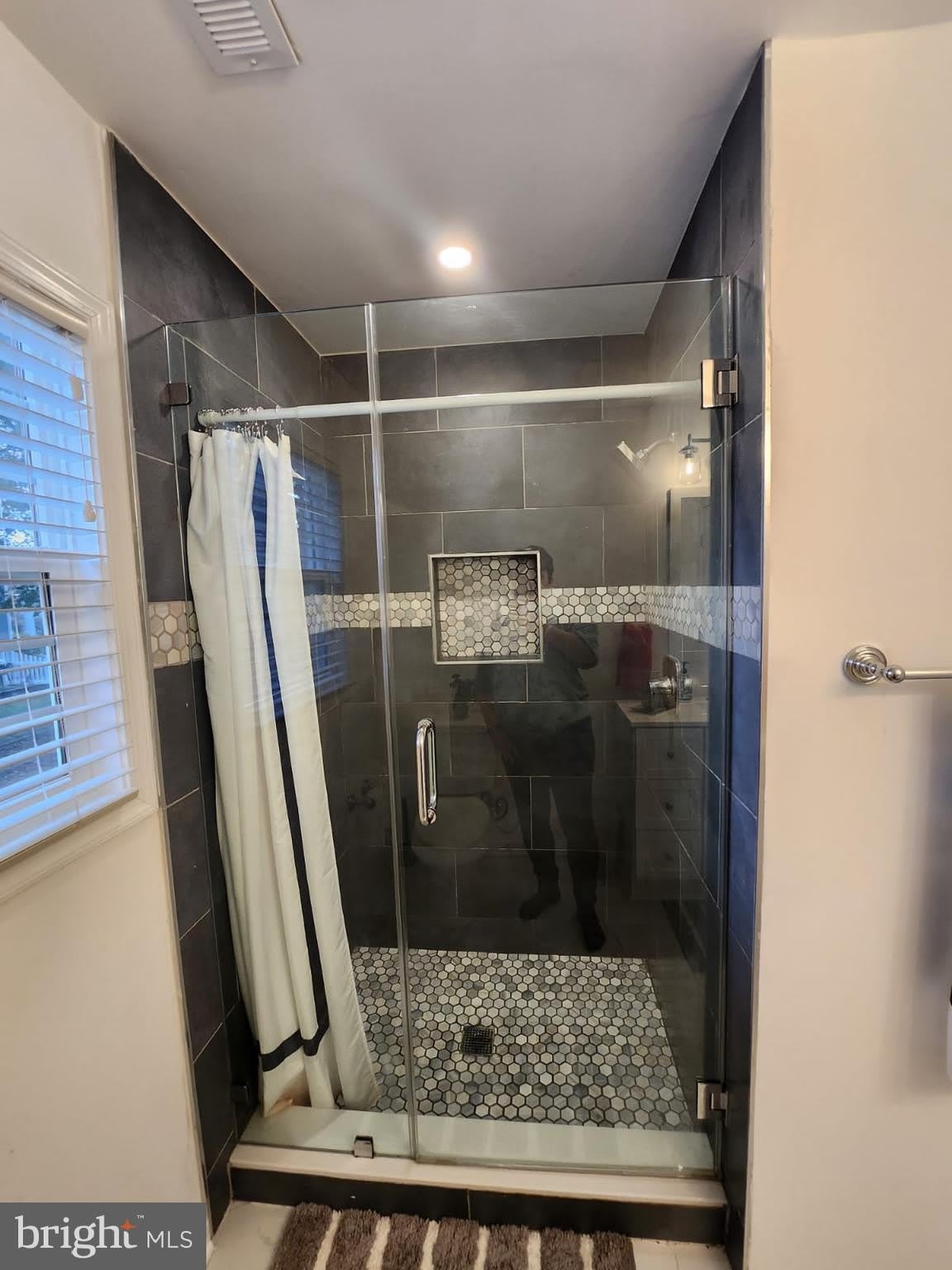 2050 Cherri Drive – photo 5
