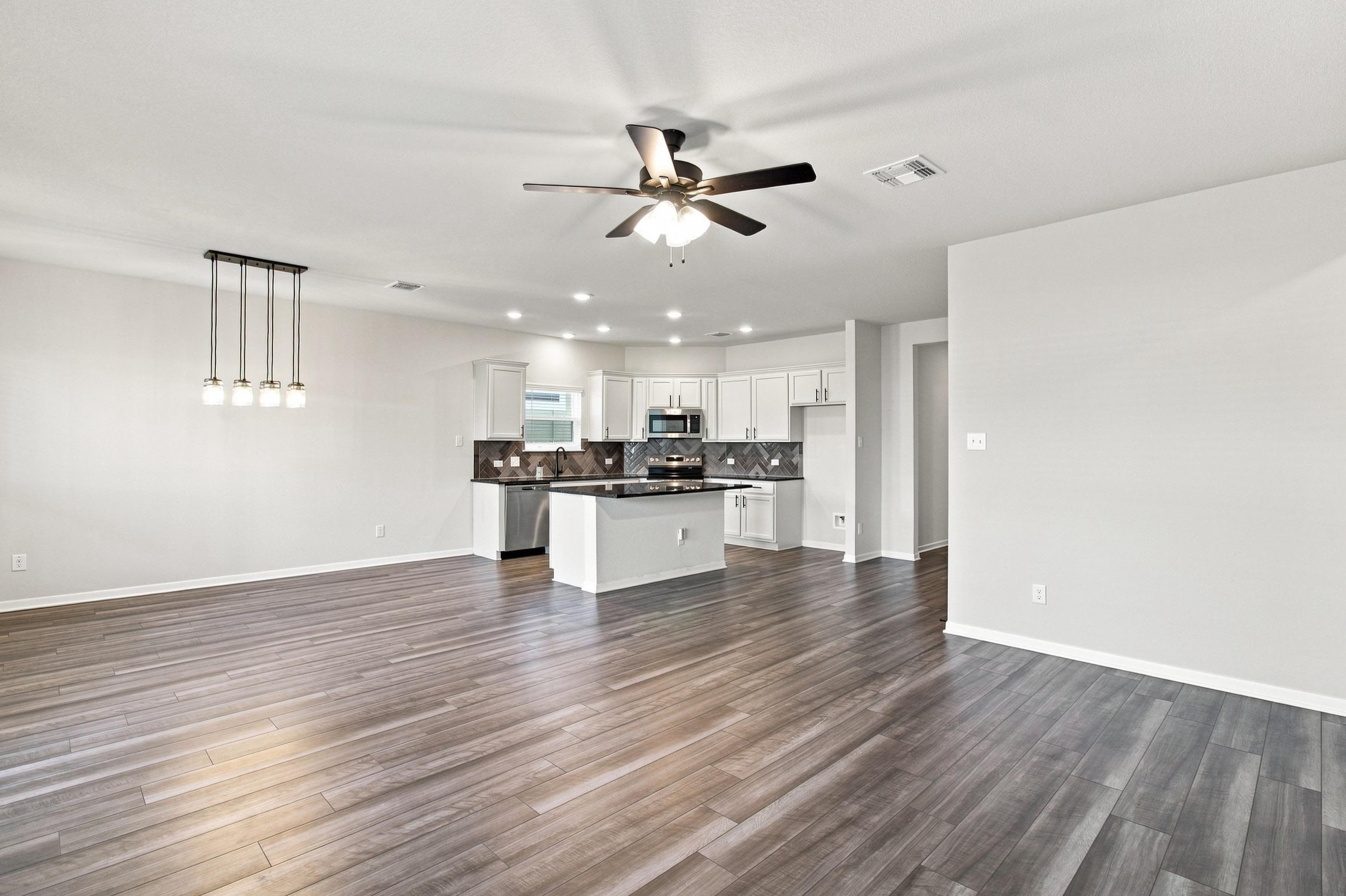 2827 Fox River Drive – photo 5