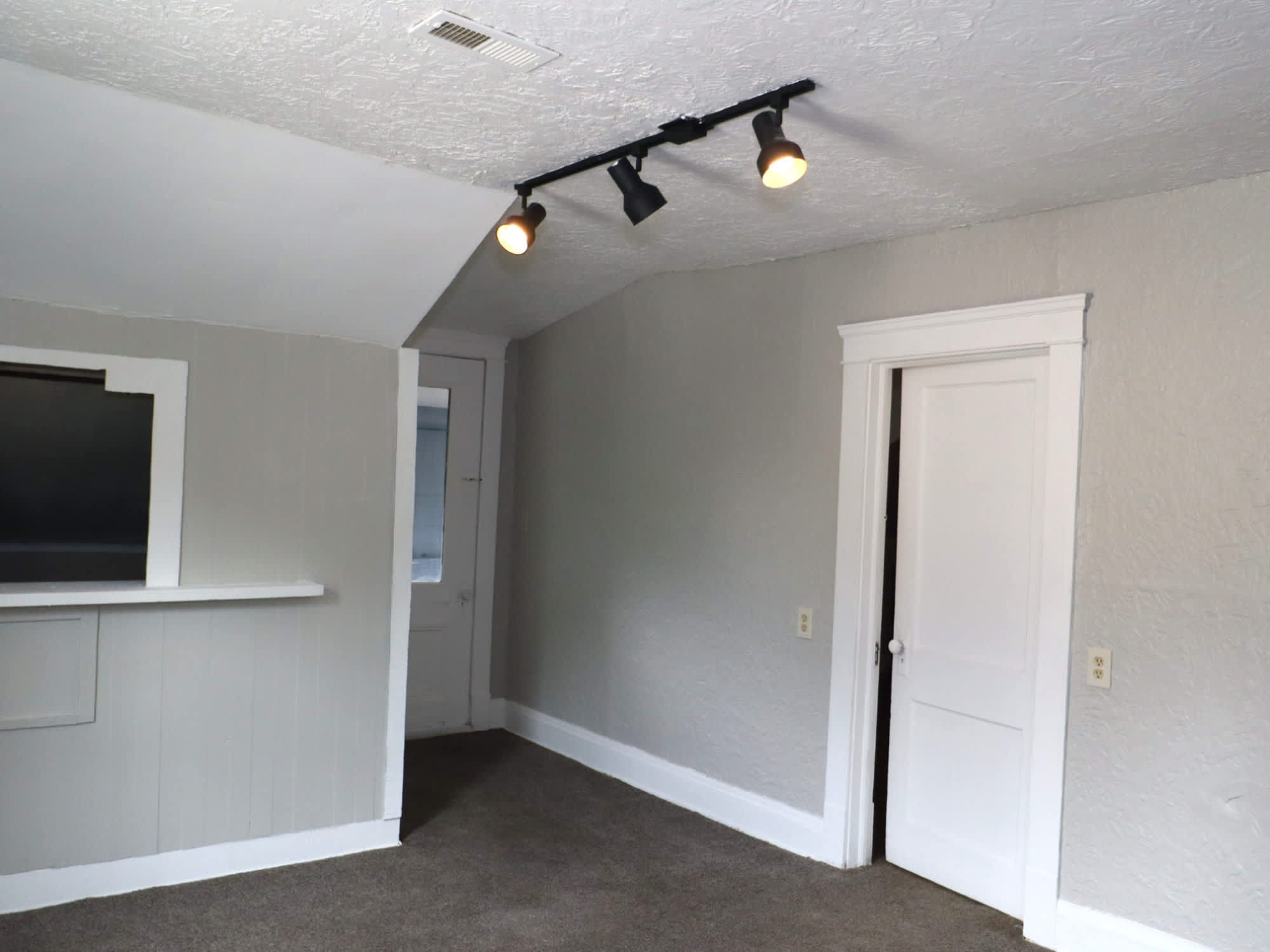 457 East 143rd Street – photo 5