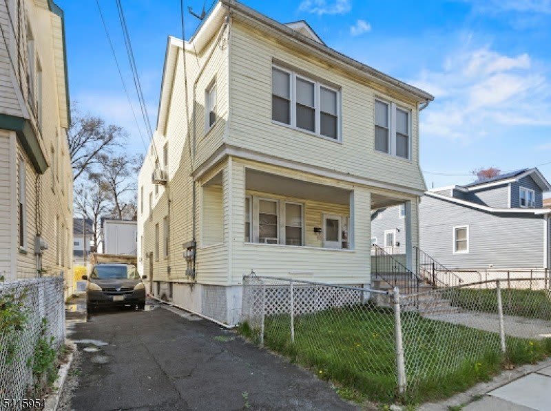 31 Temple Pl – photo 1