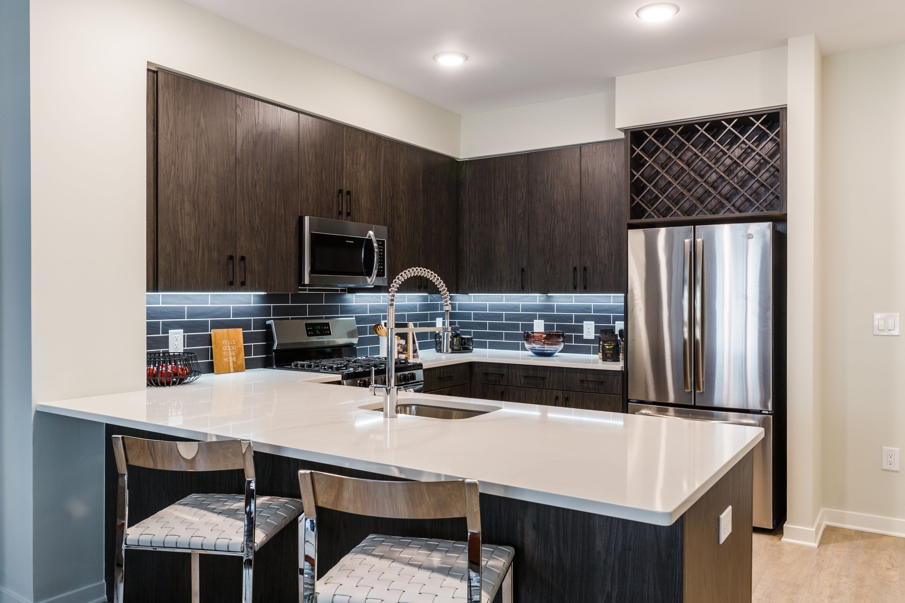 100 House – photo 3