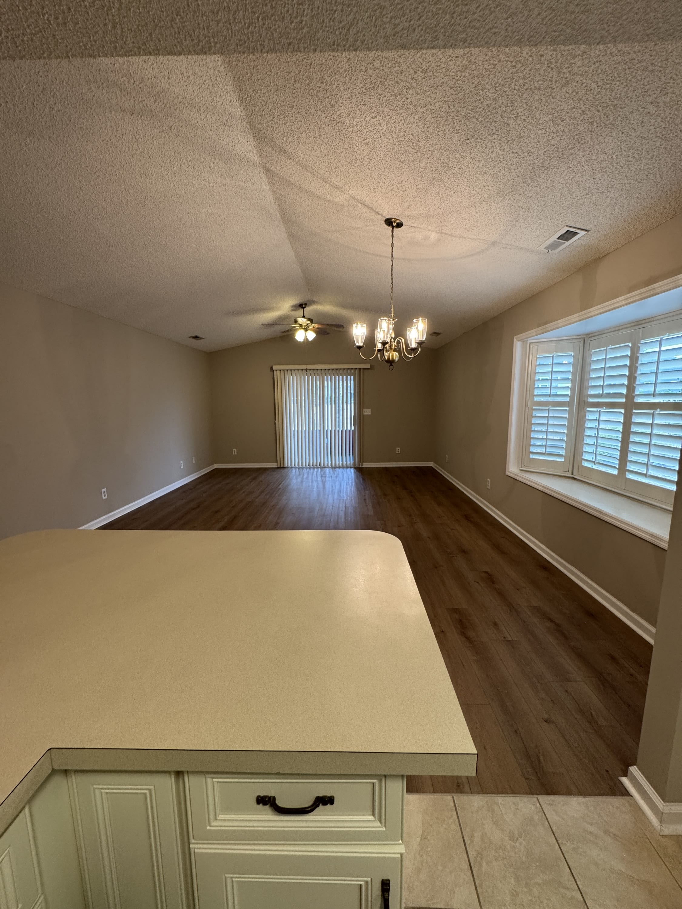 425 Spauldingwood Rd – photo 2