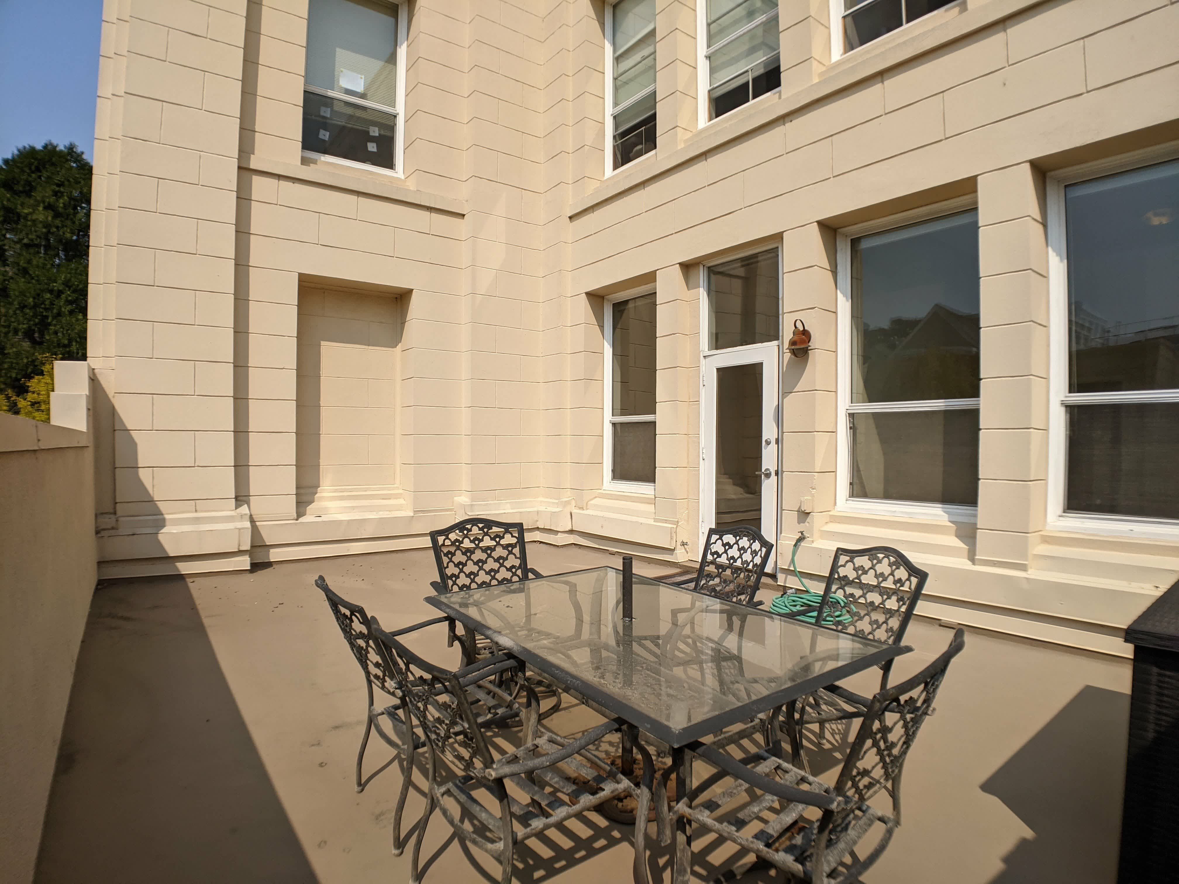 317 29Th Street – photo 1