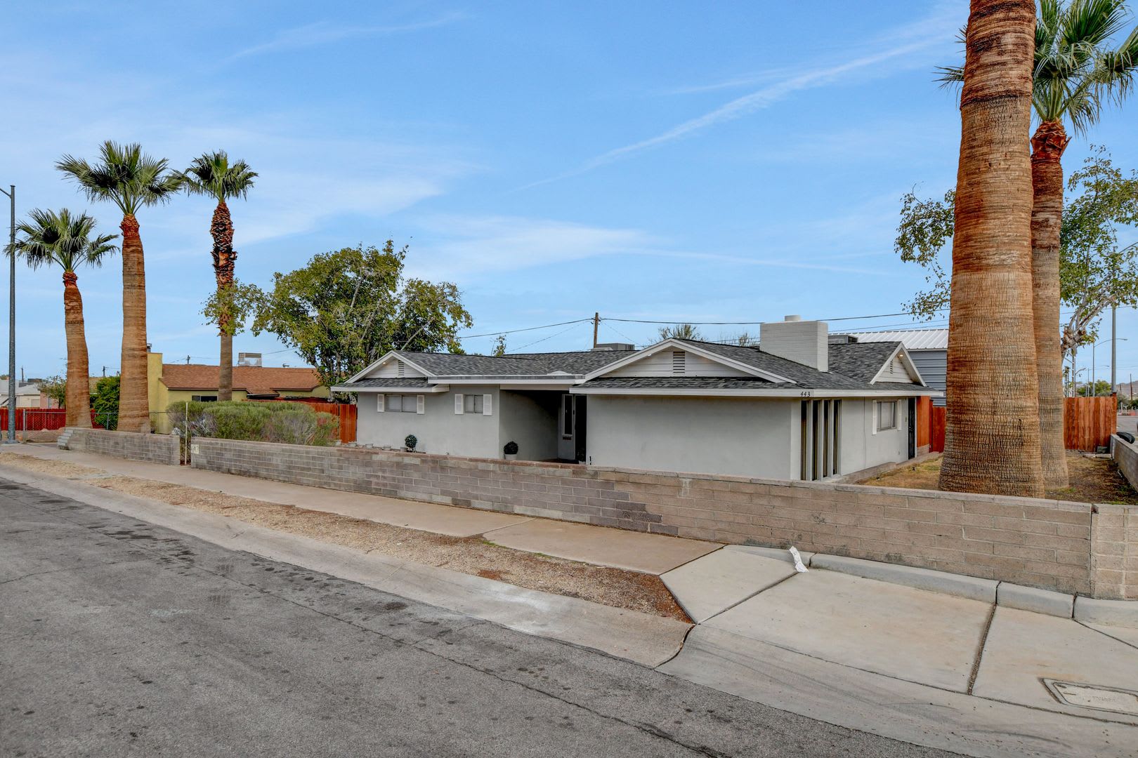 UNIQUE SINGLE FAMILY HOME! – photo 4