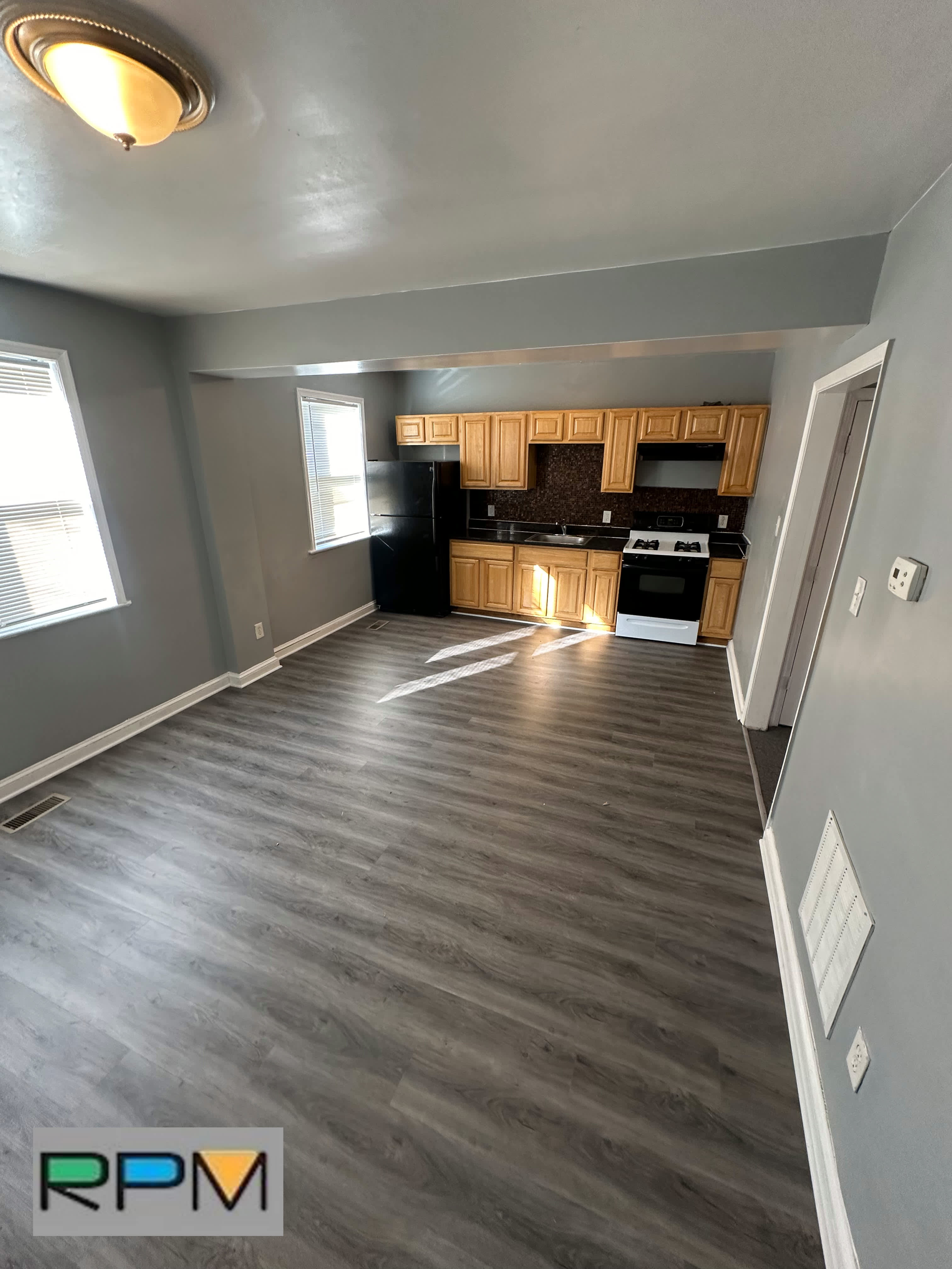 3703 W Franklin St – photo 5