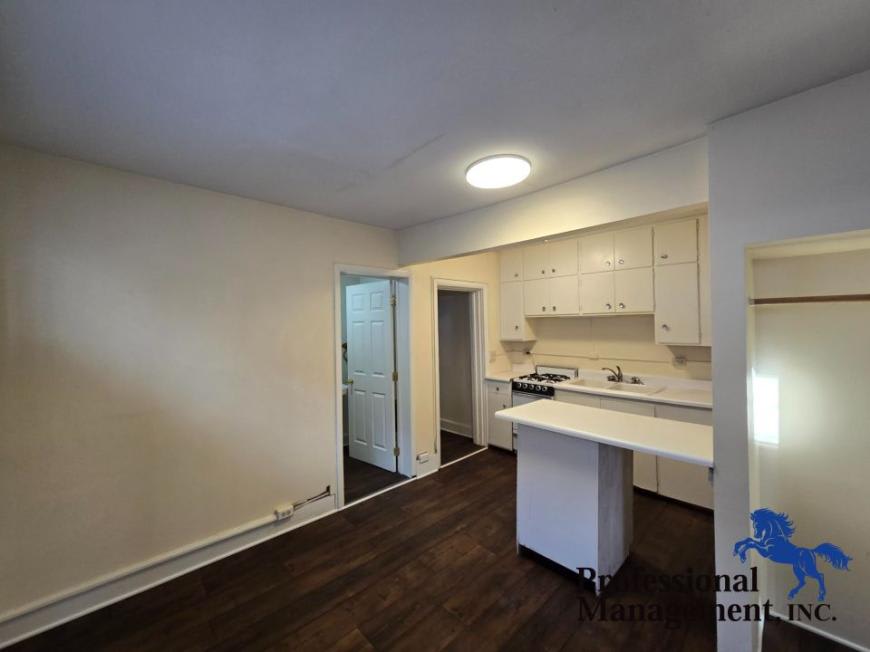 25 Alderson Ave. – photo 3