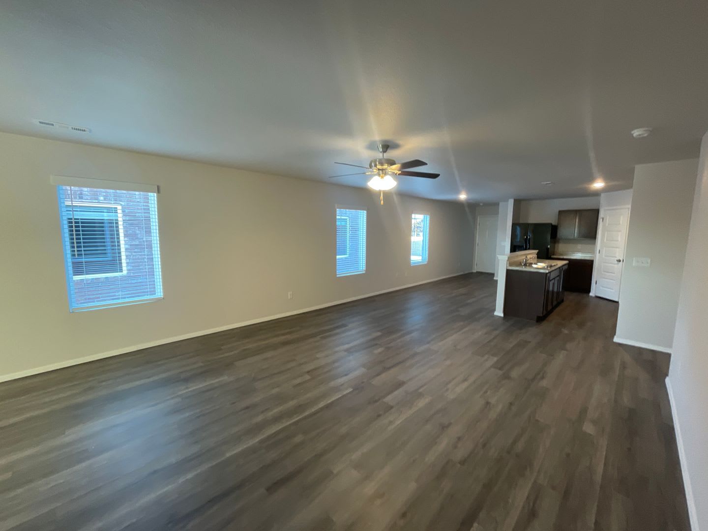 PRE-LEASING NOW! Modern Three Bedroom – photo 4