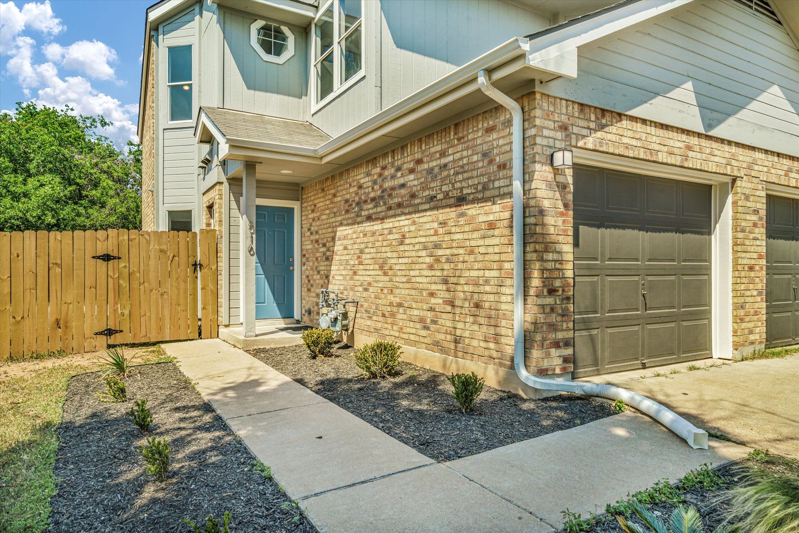 516 Gregory Ct Round Rock, TX 78664 – photo 3