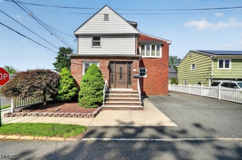 200 N 18Th St – photo 1