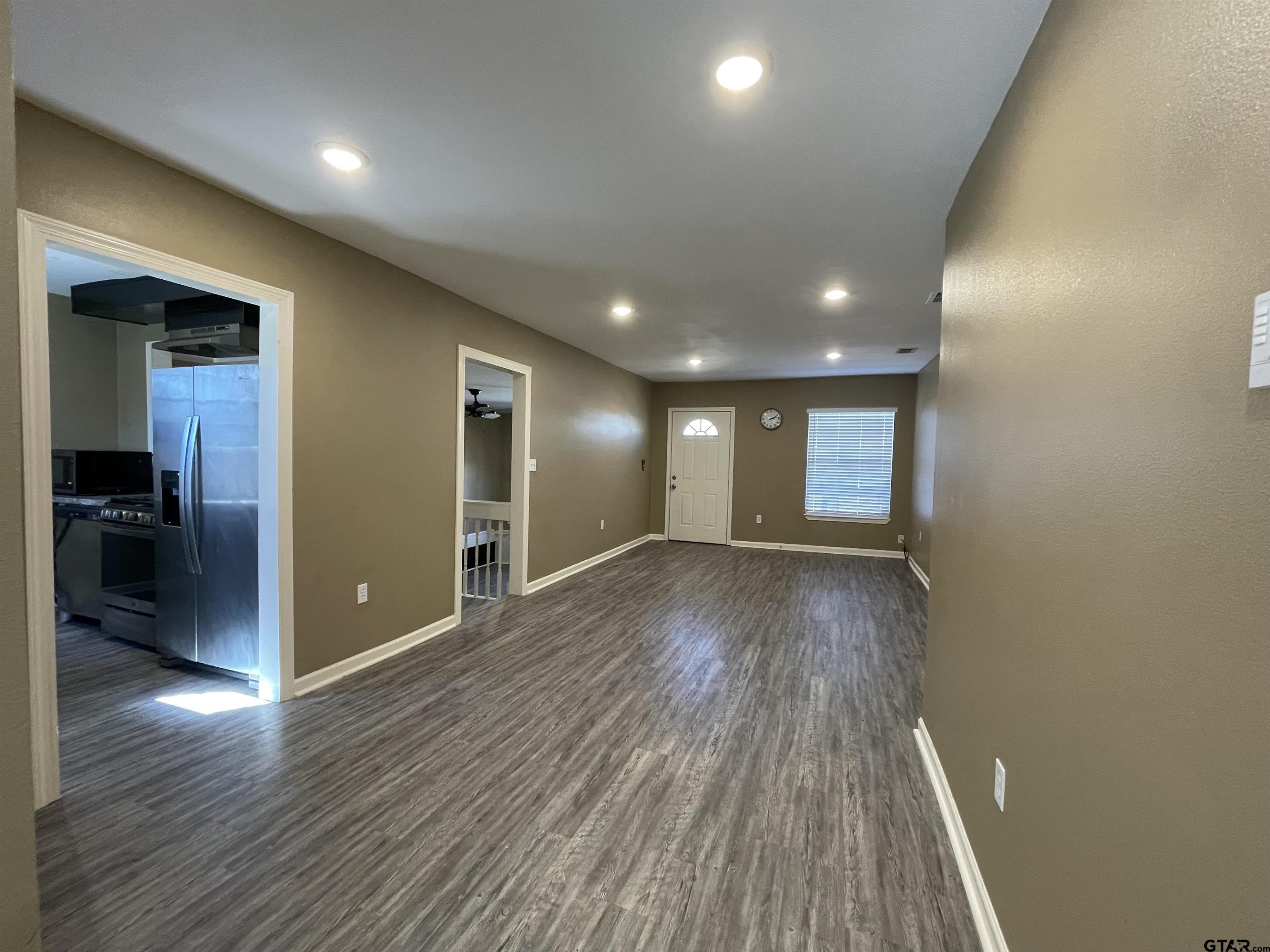 1319 E Dawson St – photo 4
