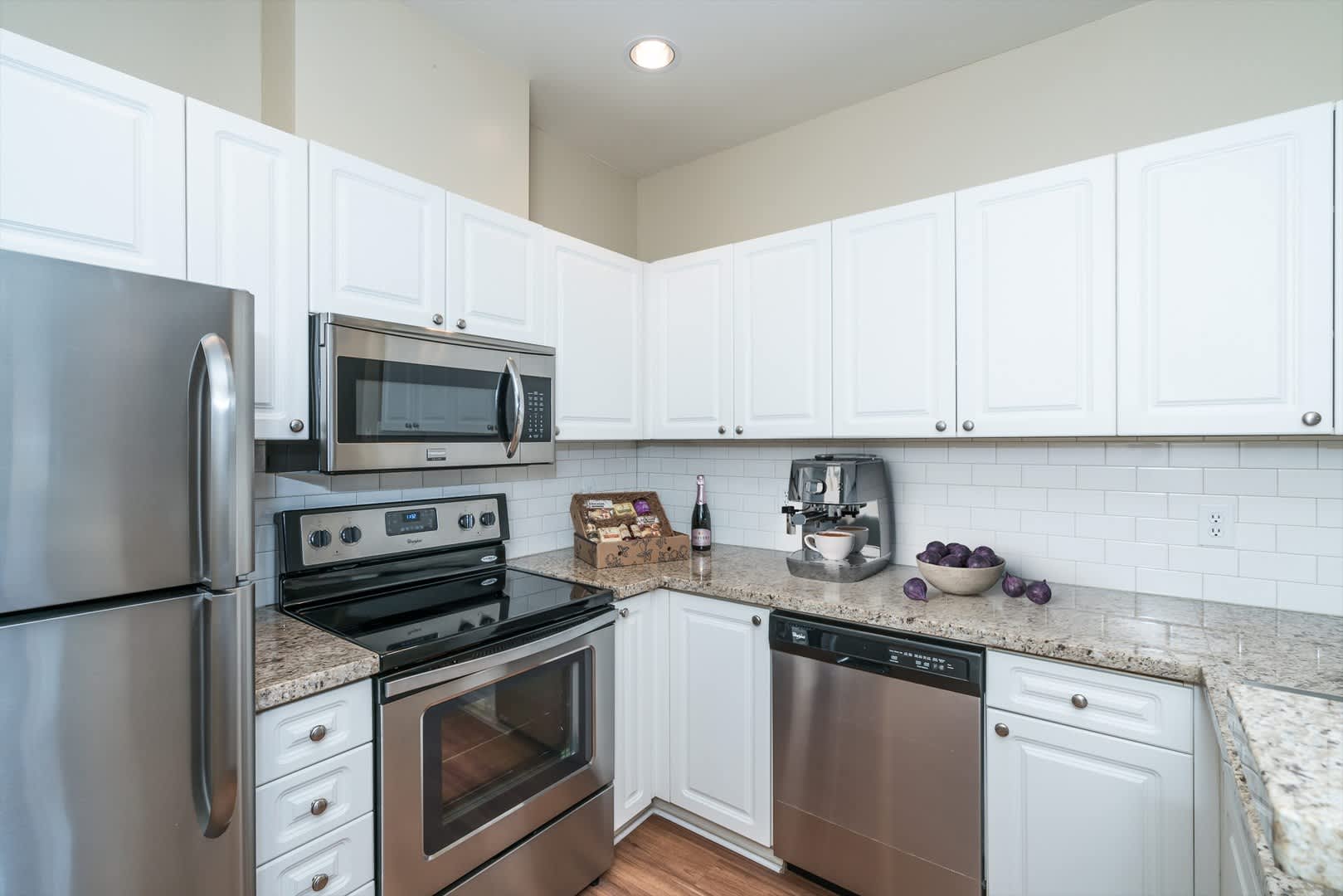 530 2nd Ave – photo 4