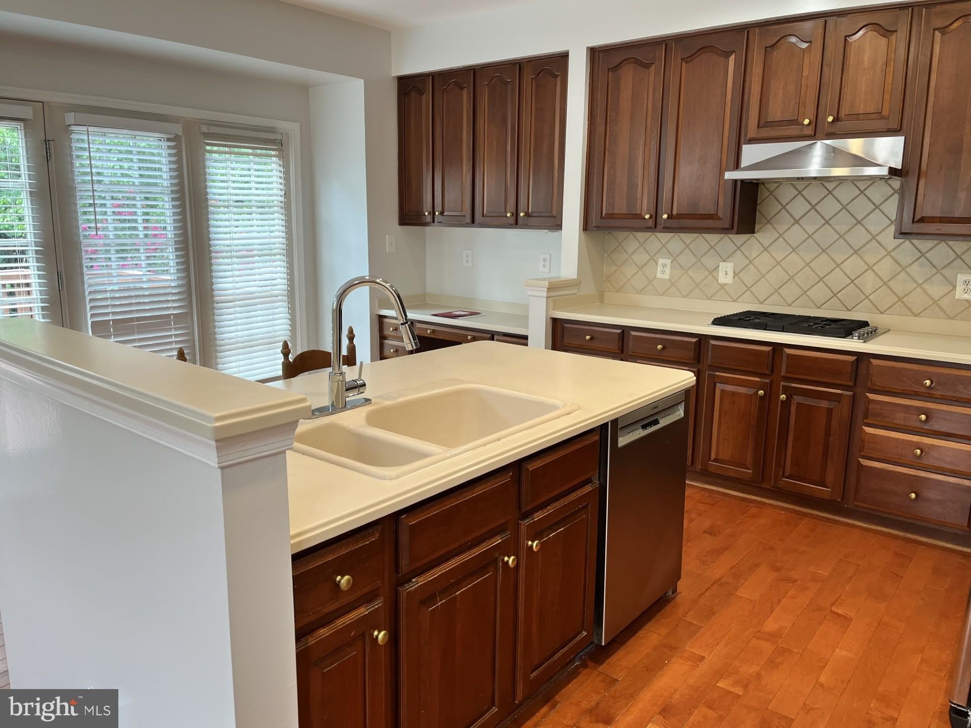 1786 BRENTRIDGE Street – photo 4