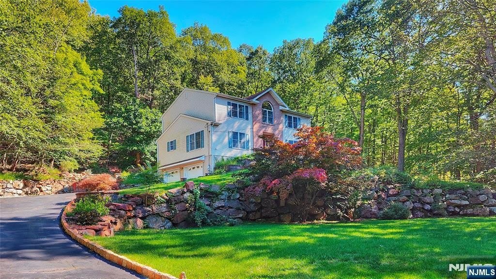 281 Kinnelon Road – photo 2