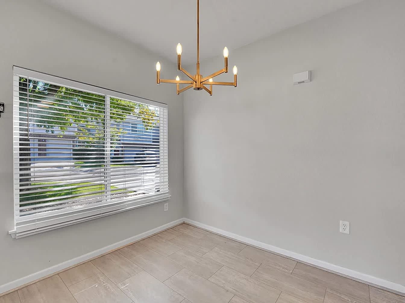 5534 Lewis Street – photo 5