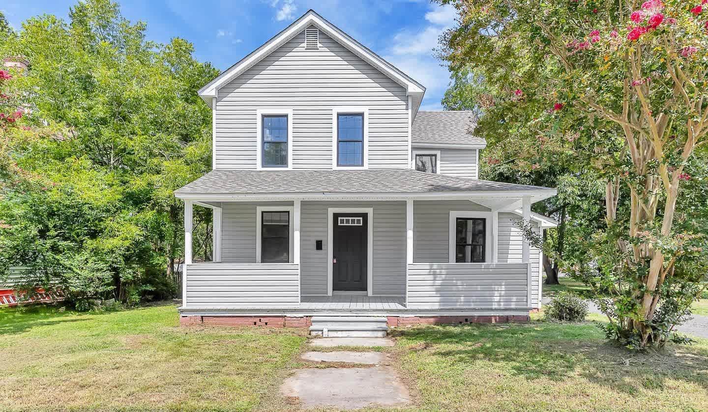 211 Walnut Street – photo 1