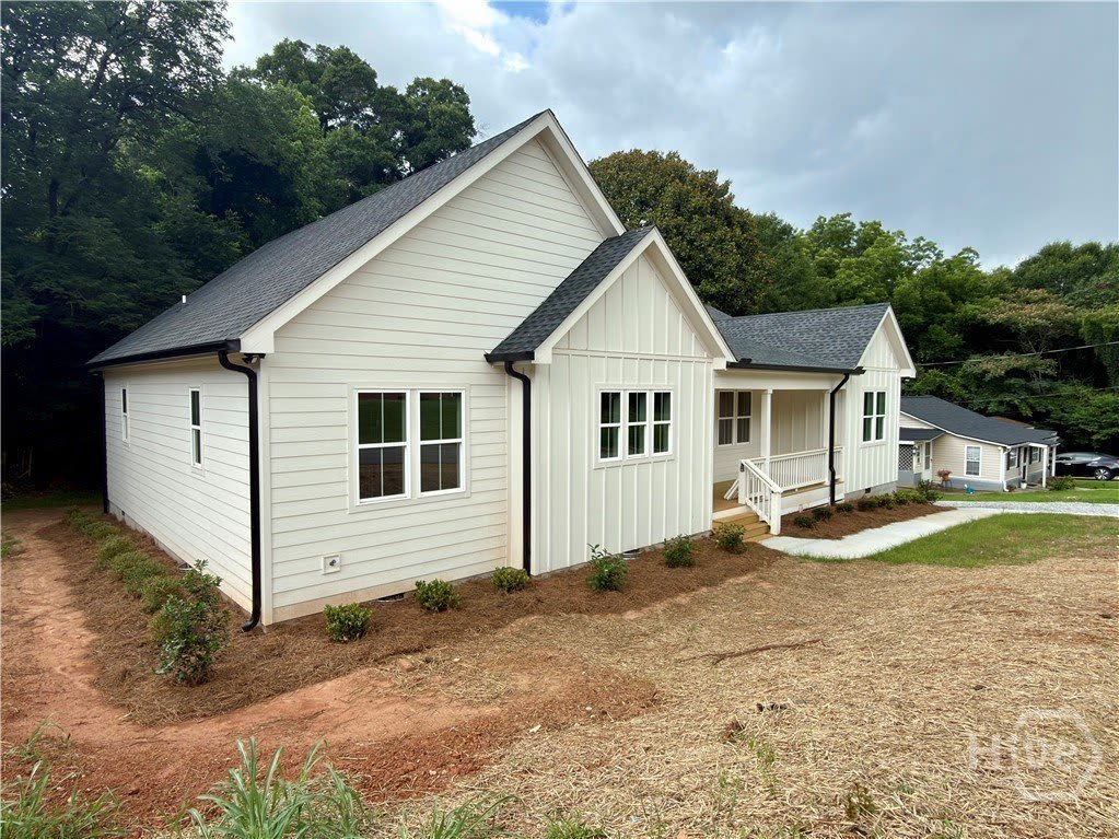294 Moreland Avenue – photo 3