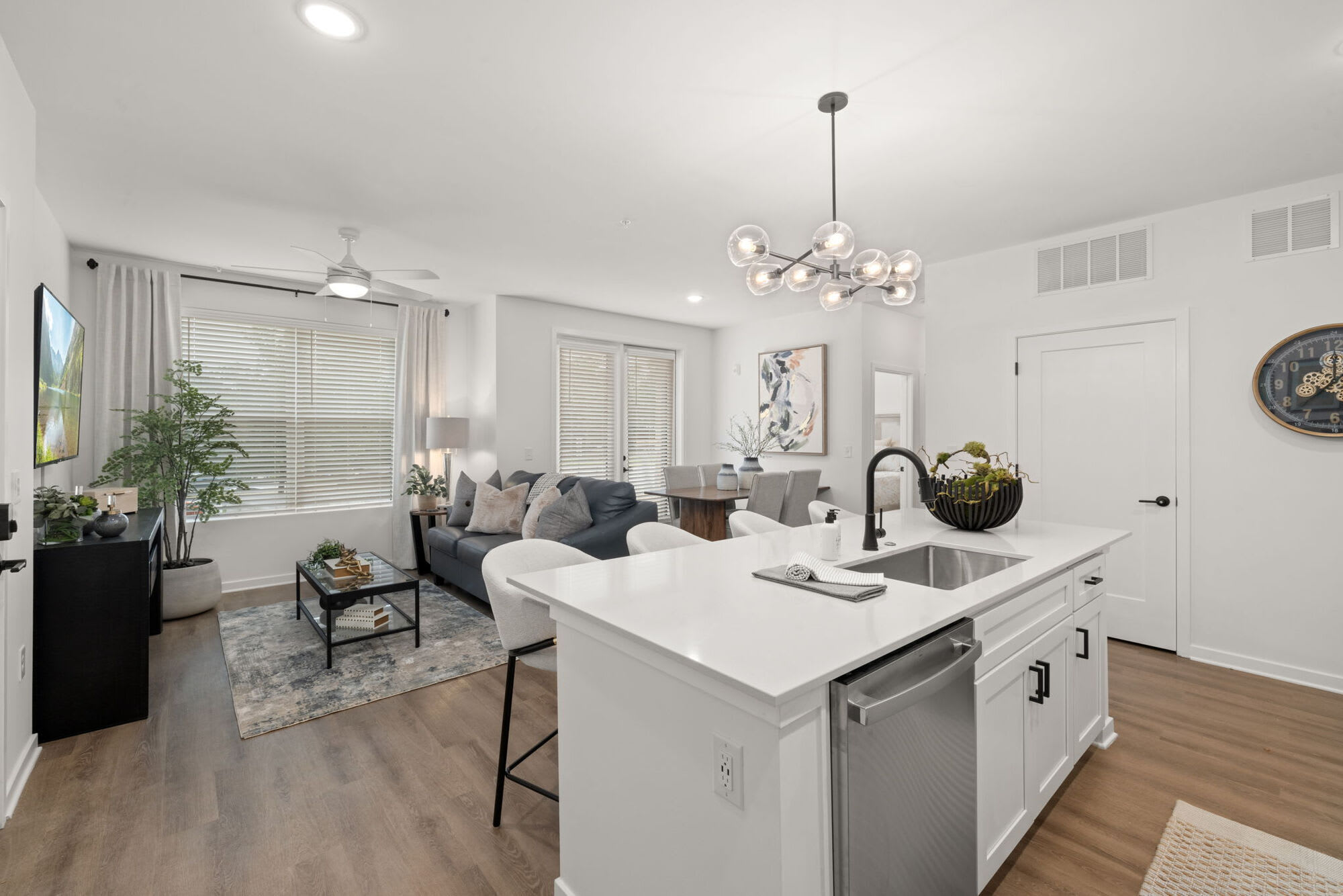 District Lofts – photo 4