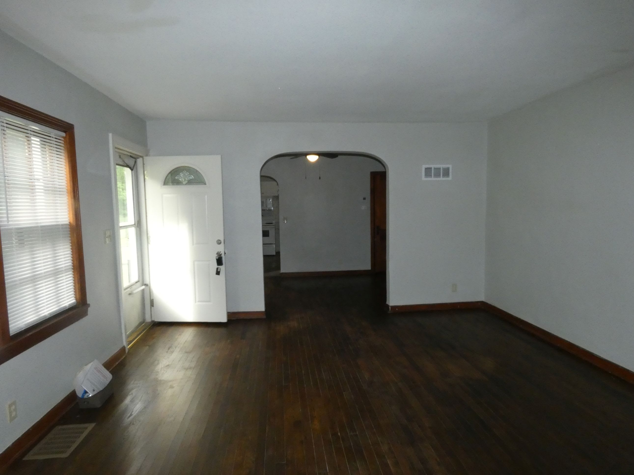 4701 N Green Hills Rd. – photo 4