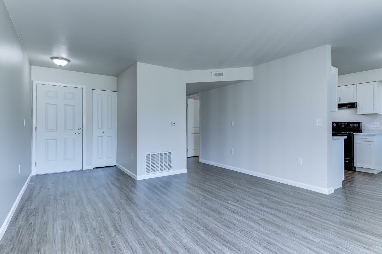 Parkwood Pointe – photo 3