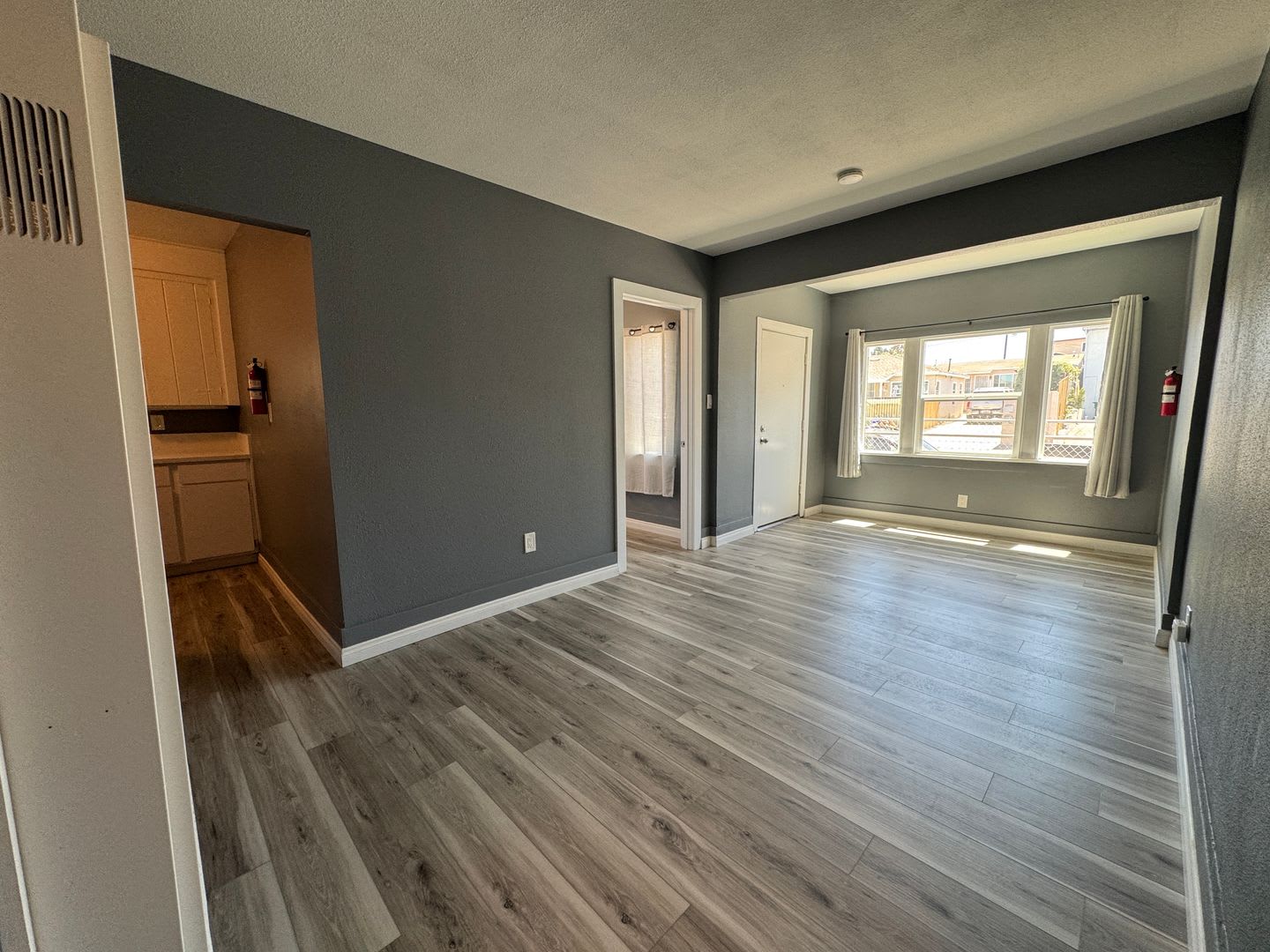Beautifully Renovated Home in Vibrant San Diego Community – photo 1
