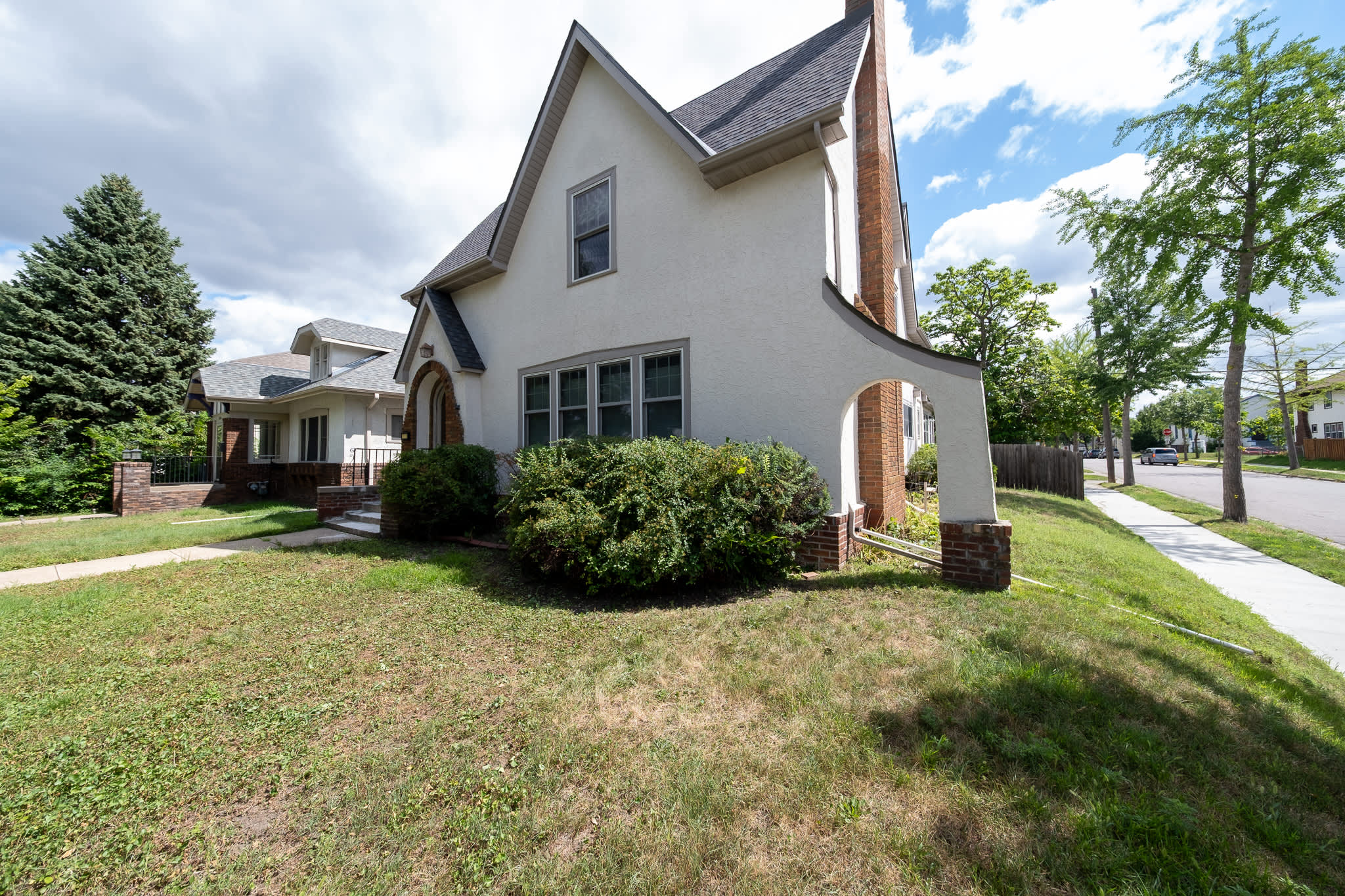 1600 N. Sheridan Ave. – photo 2