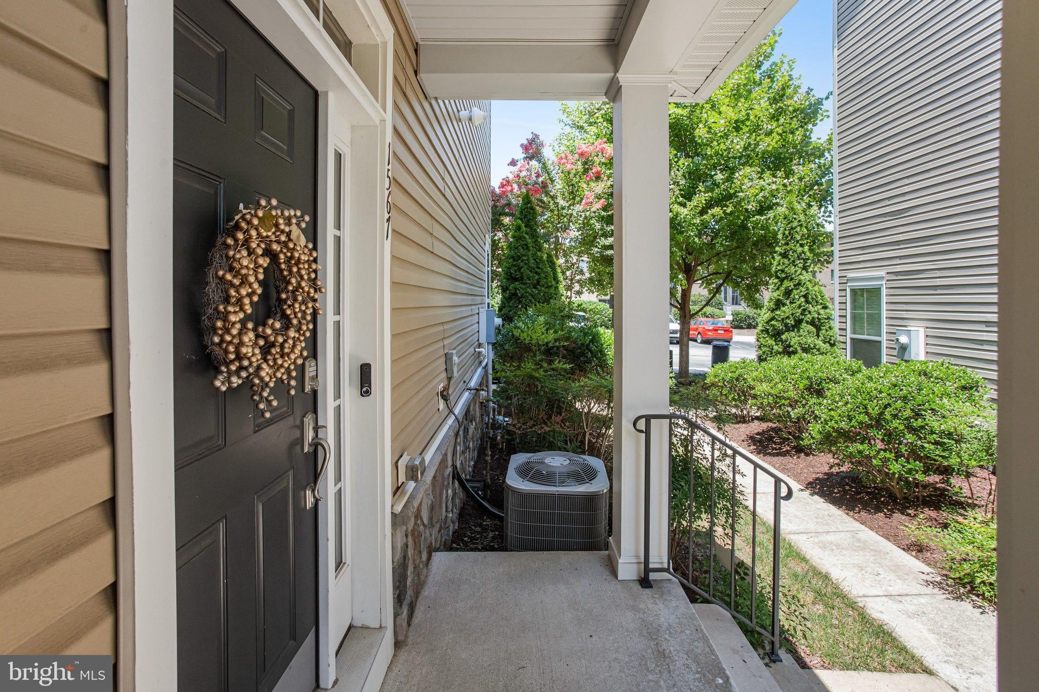 1567 RENATE Drive – photo 5