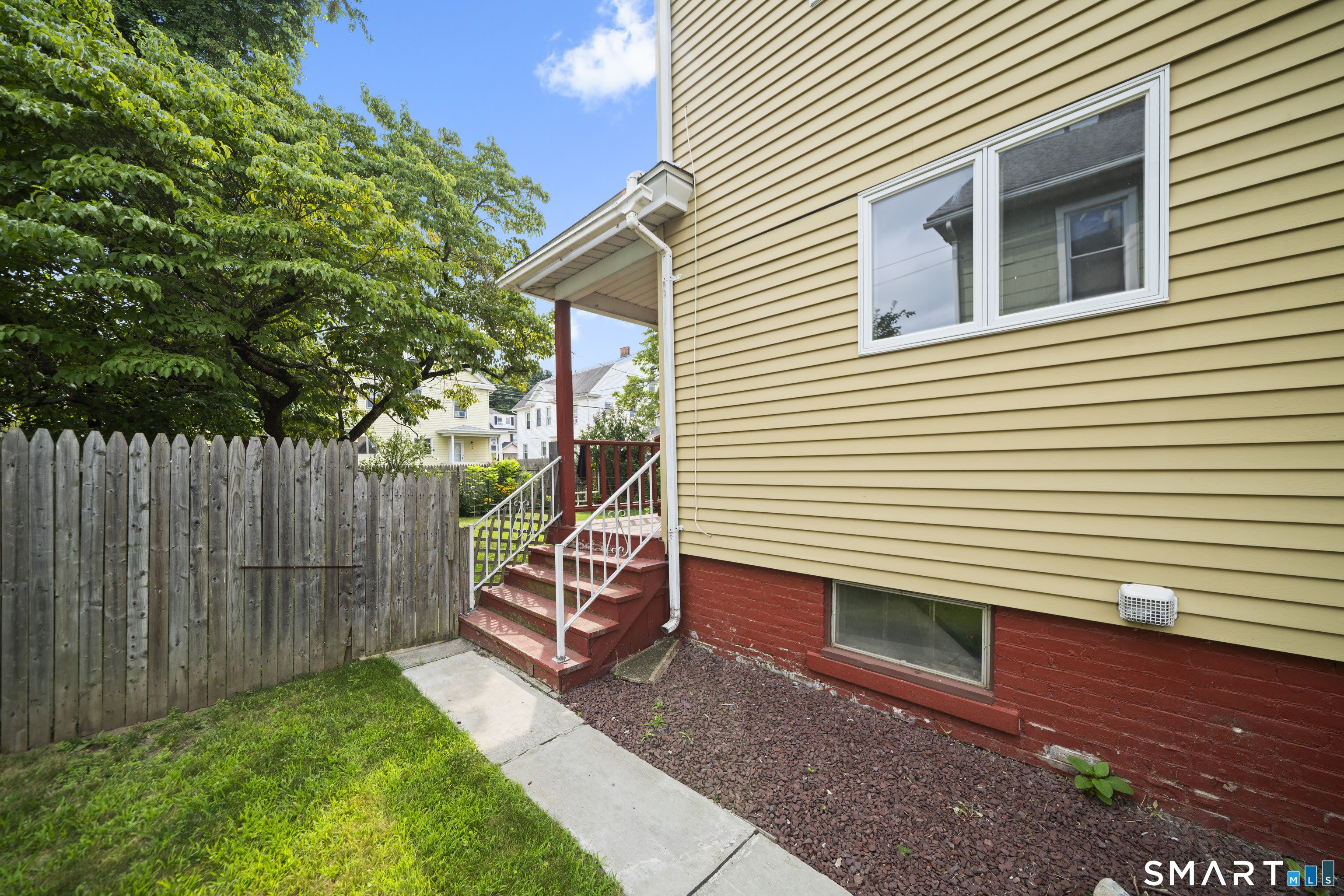 44 Bigelow Avenue – photo 4