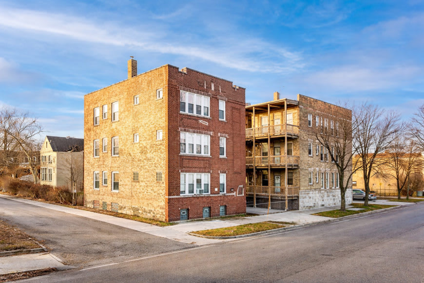 843 E Marquette Rd – photo 1