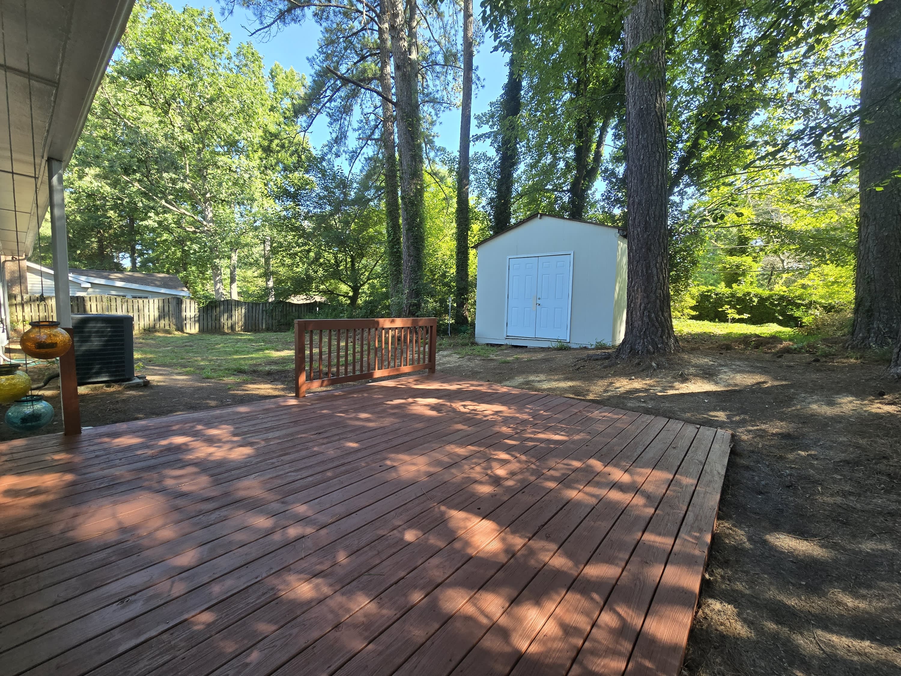 1410 Suterland Road – photo 2