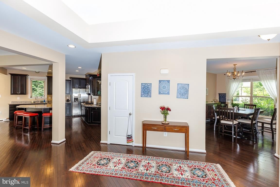 9203 RICE Avenue – photo 5