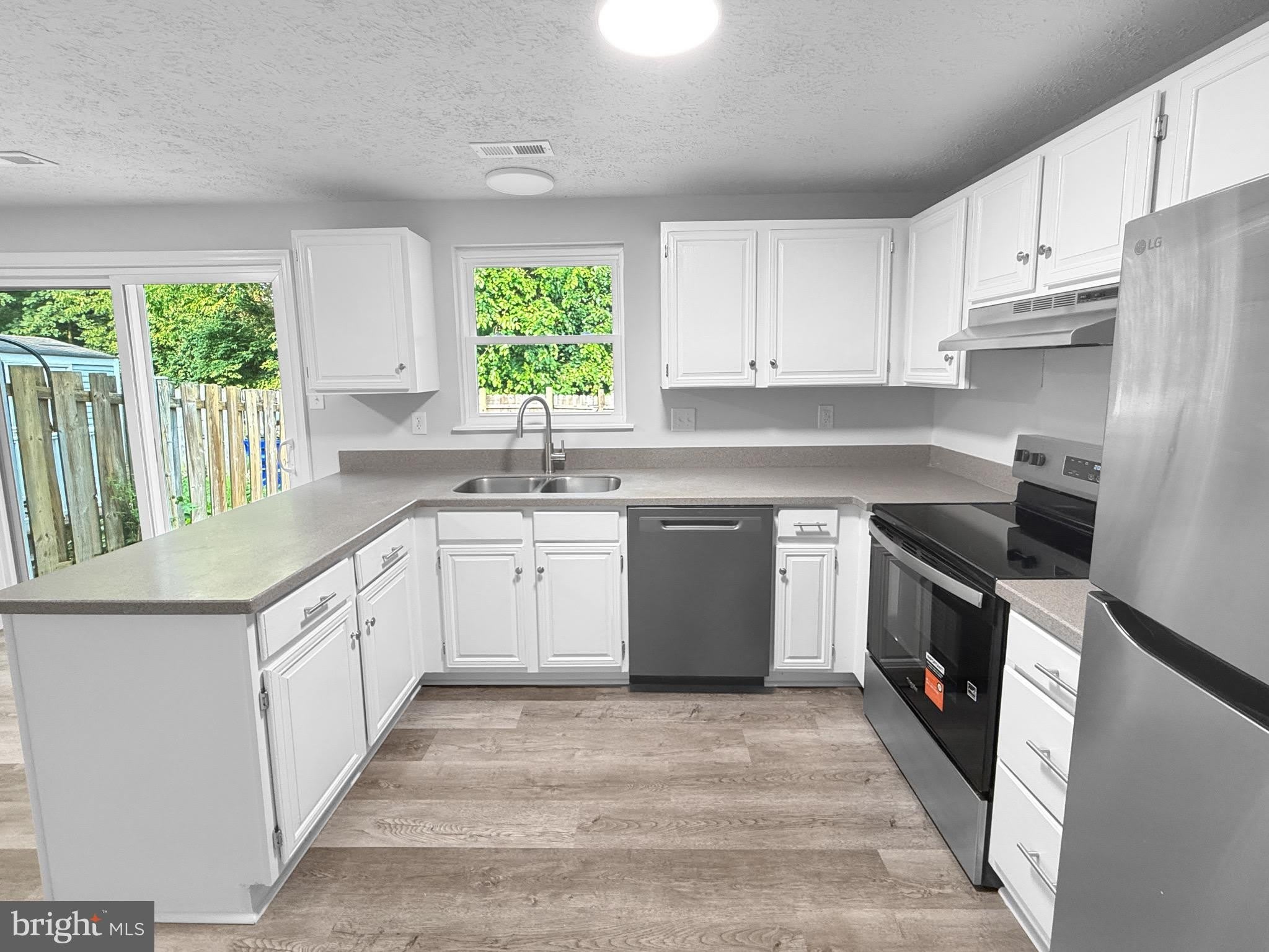 6723 KERNEL Court – photo 4