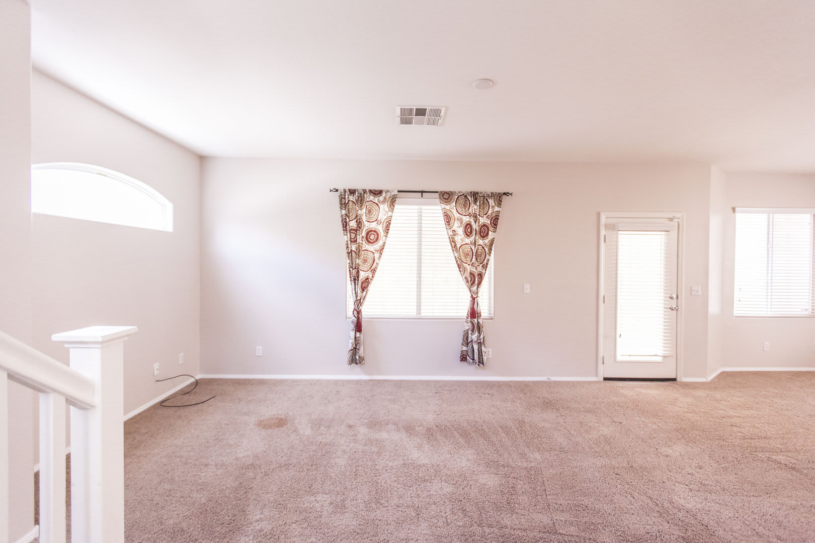 Blue Diamond & Decatur Gated community – photo 4