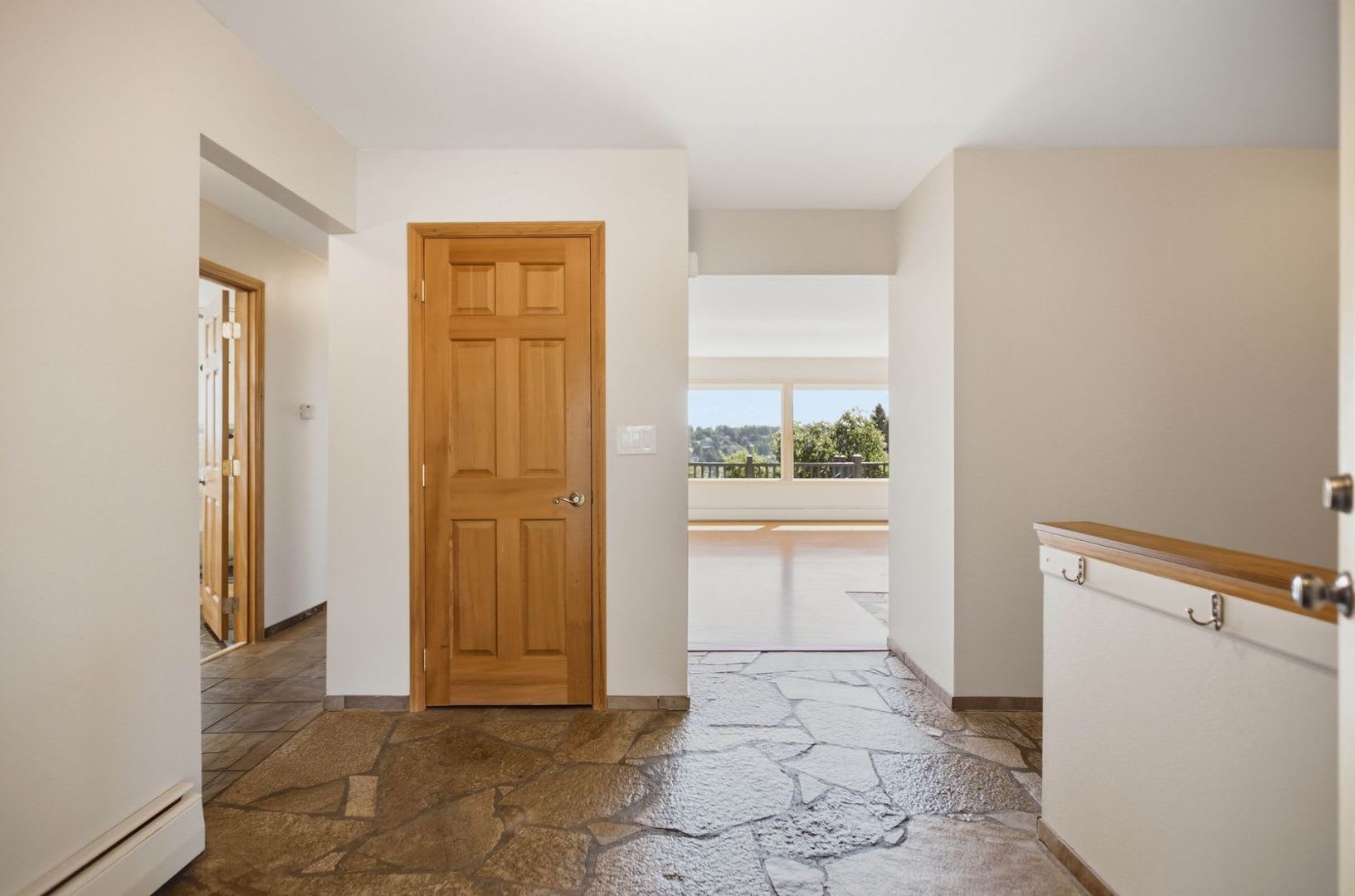 Spacious 4 Bed 2.5 Bath Home with Panoramic Views in Magnolia – photo 5