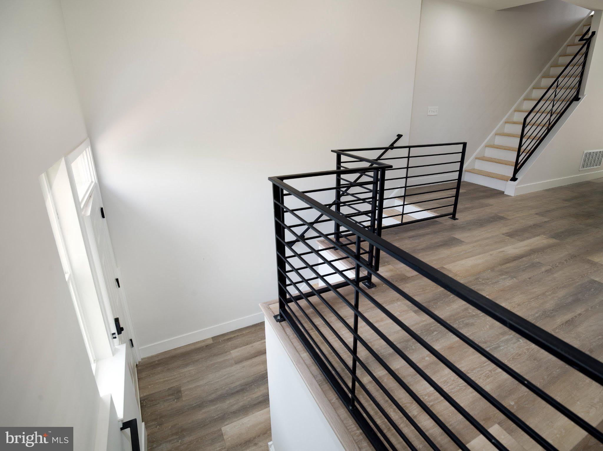 303 FOUNTAIN Street – photo 3