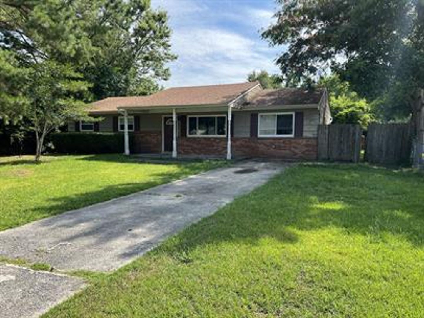 504 Holly Court – photo 2