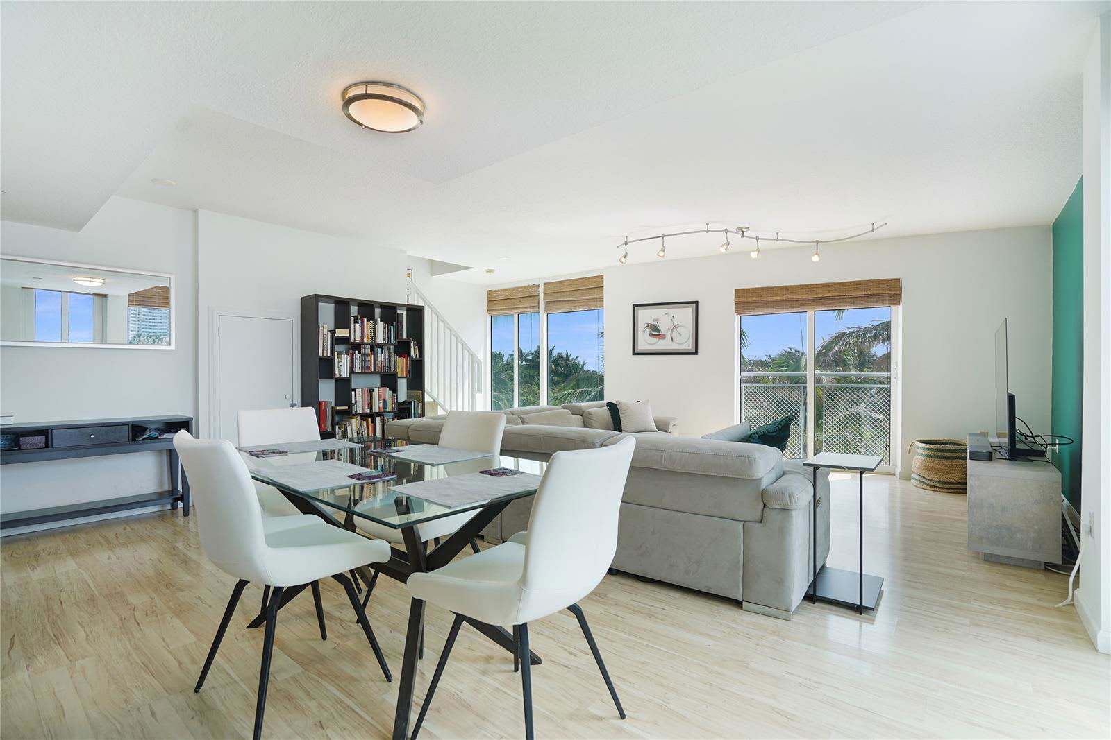 7600 Collins Avenue – photo 4