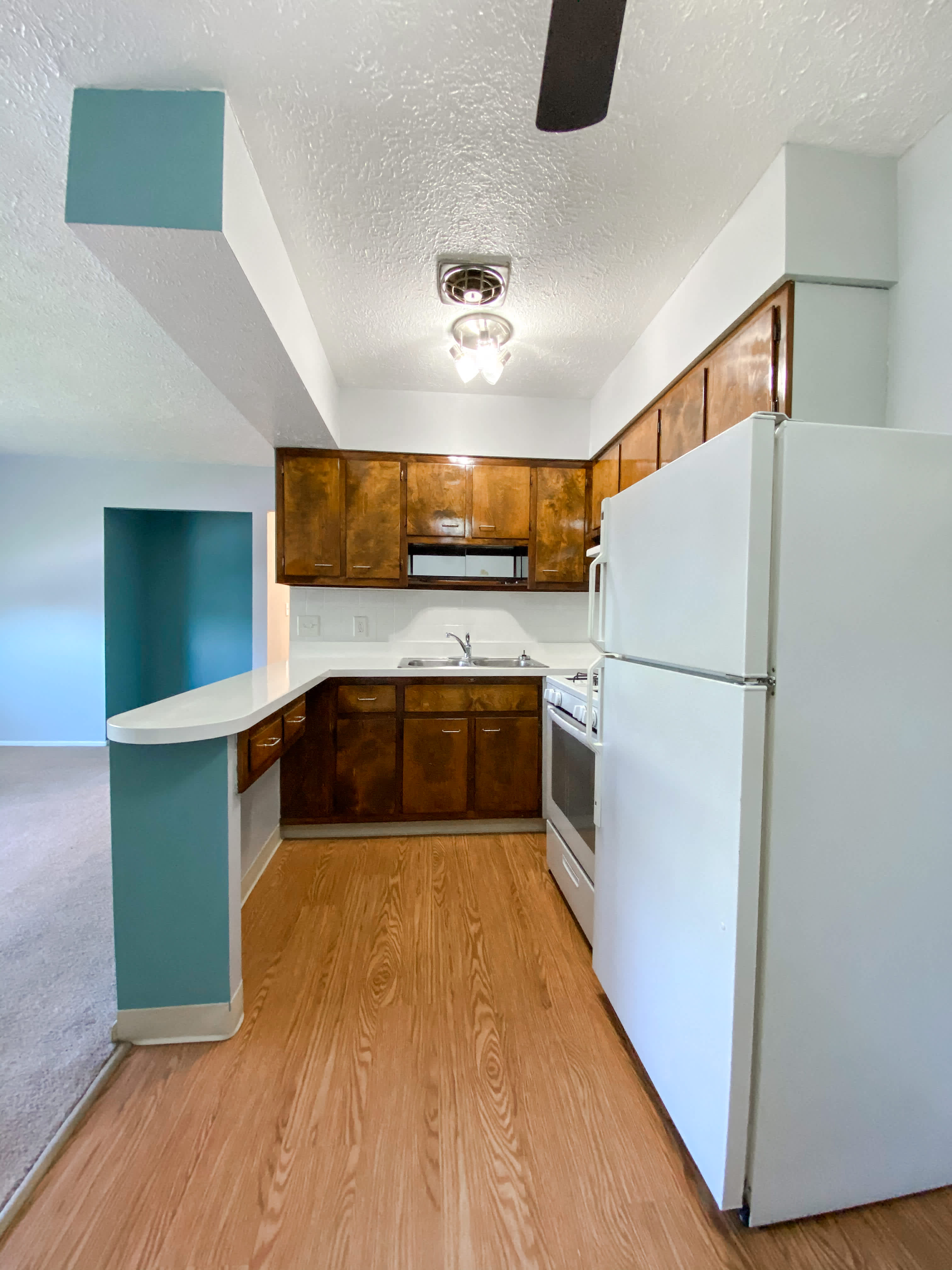 Maple Eastlake Apartments – photo 5